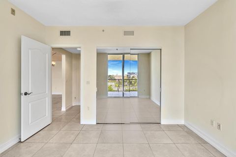 A home in Deerfield Beach