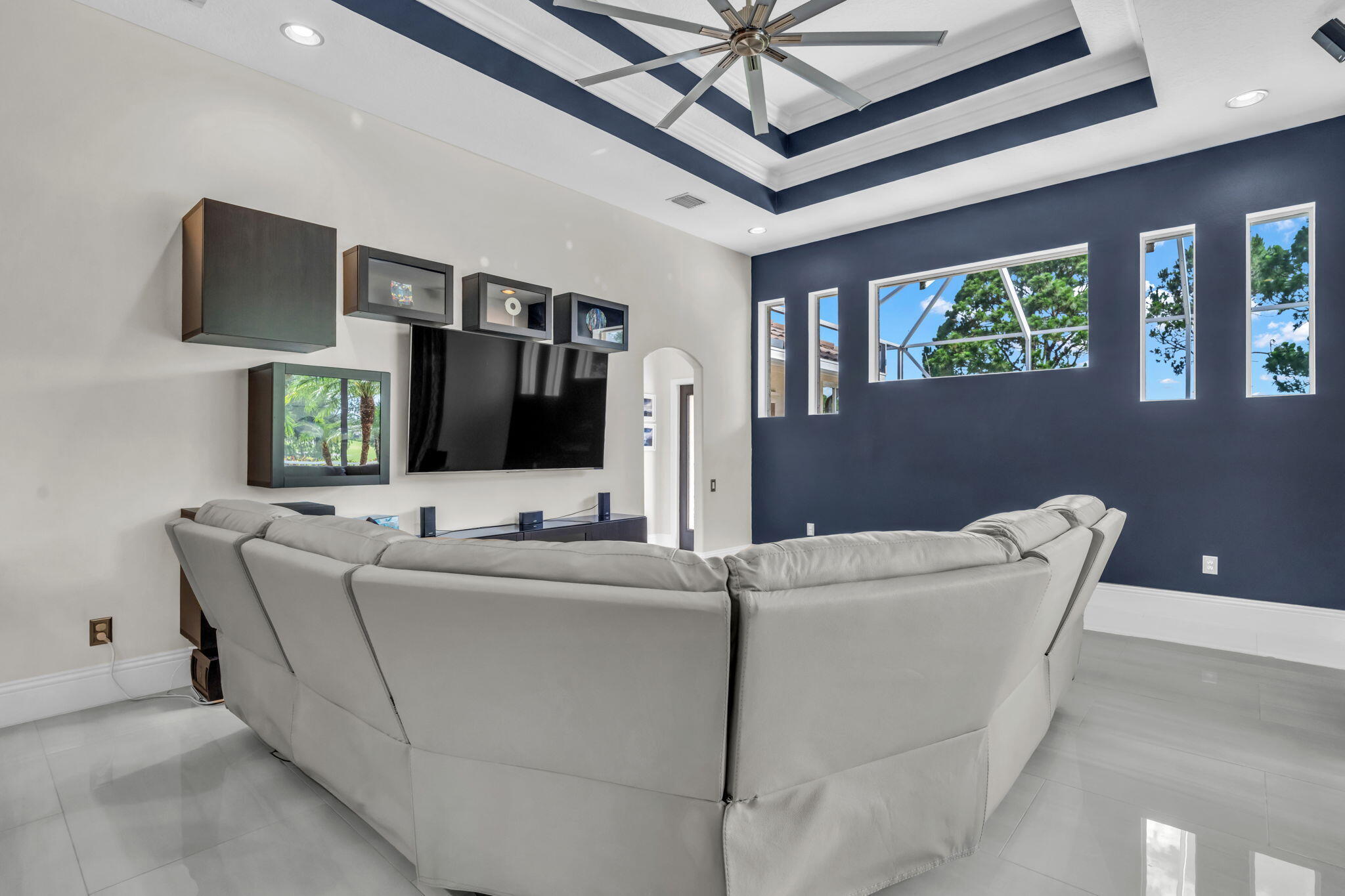 MID-RIVERS YACHT AND COUNTRY CLUB (AKA EVERGREEN C - Residential