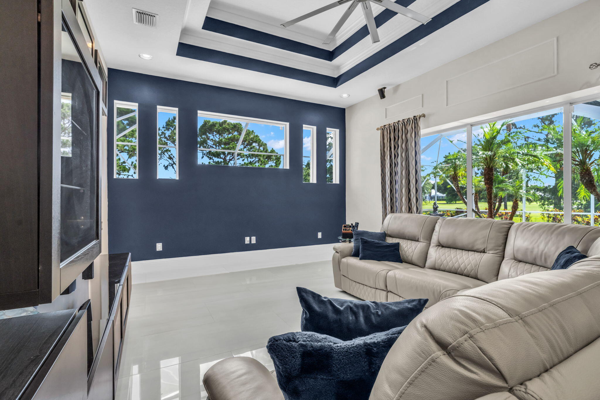MID-RIVERS YACHT AND COUNTRY CLUB (AKA EVERGREEN C - Residential