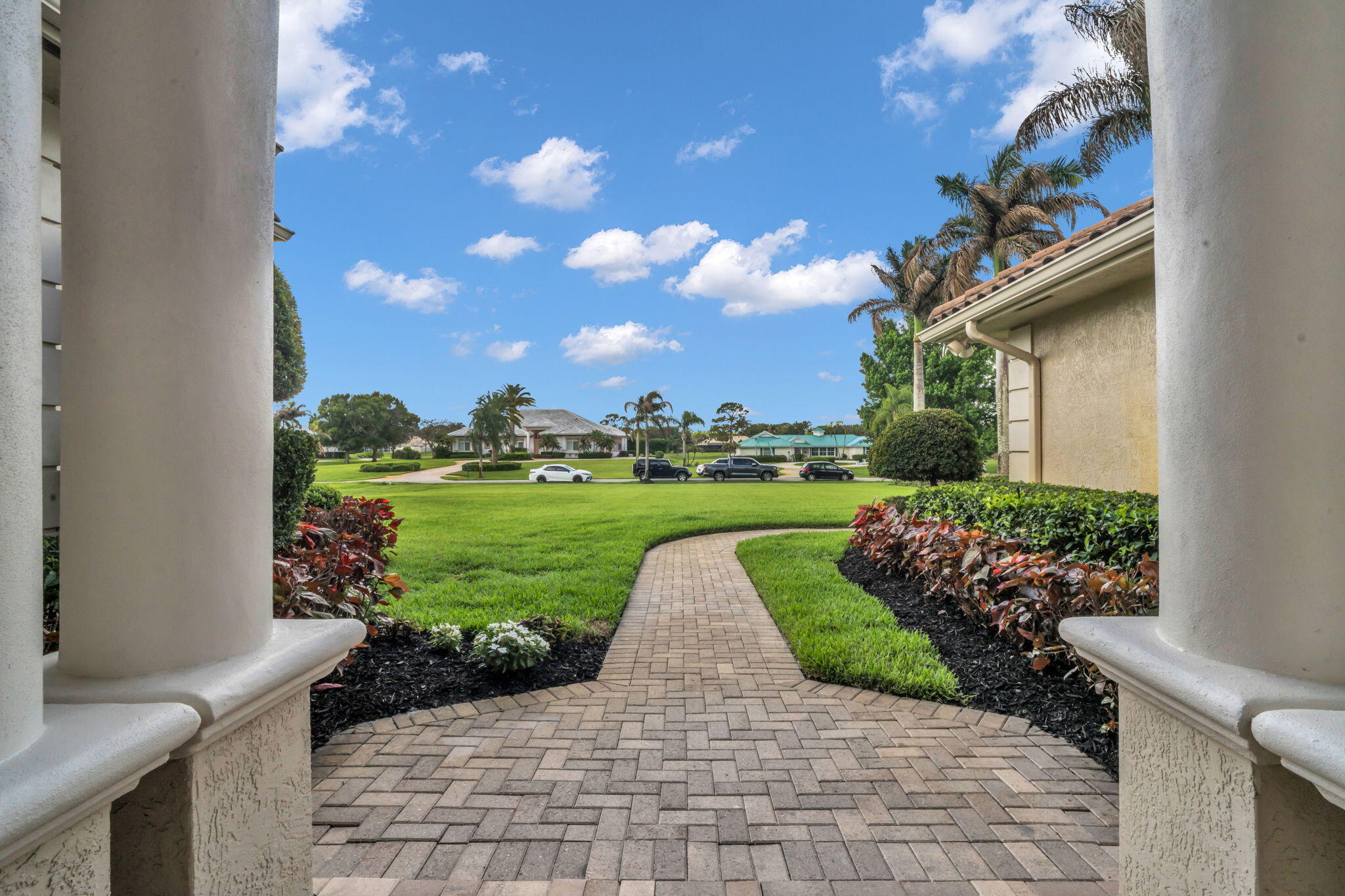 MID-RIVERS YACHT AND COUNTRY CLUB (AKA EVERGREEN C - Residential