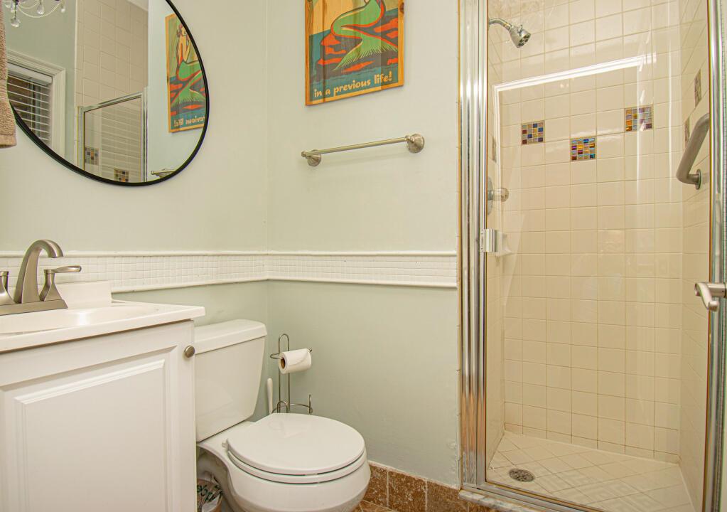 CHARLESTON PLACE - Residential