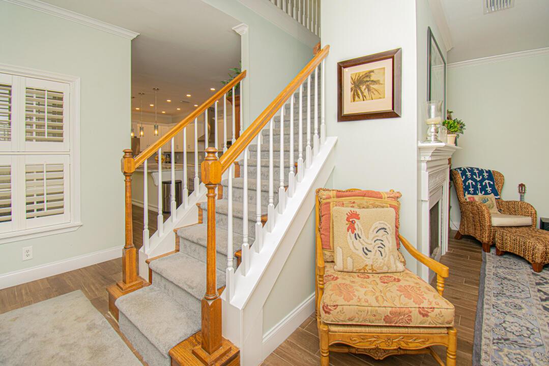 CHARLESTON PLACE - Residential