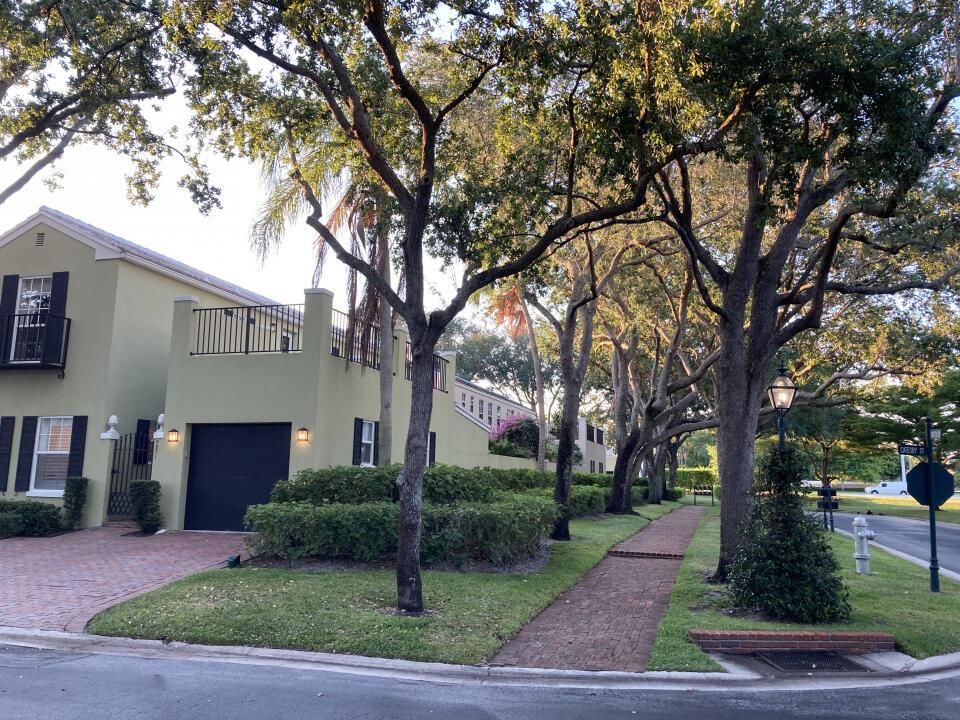 CHARLESTON PLACE - Residential