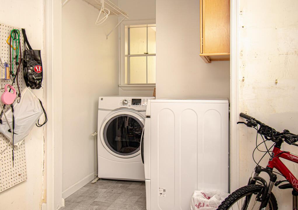 CHARLESTON PLACE - Residential