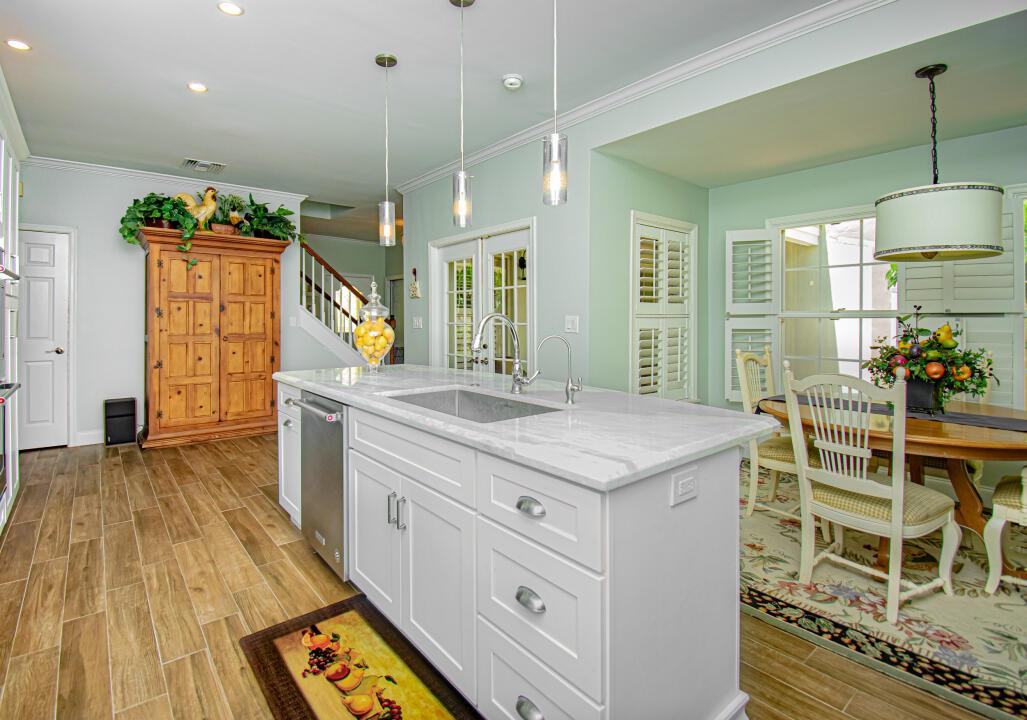 CHARLESTON PLACE - Residential