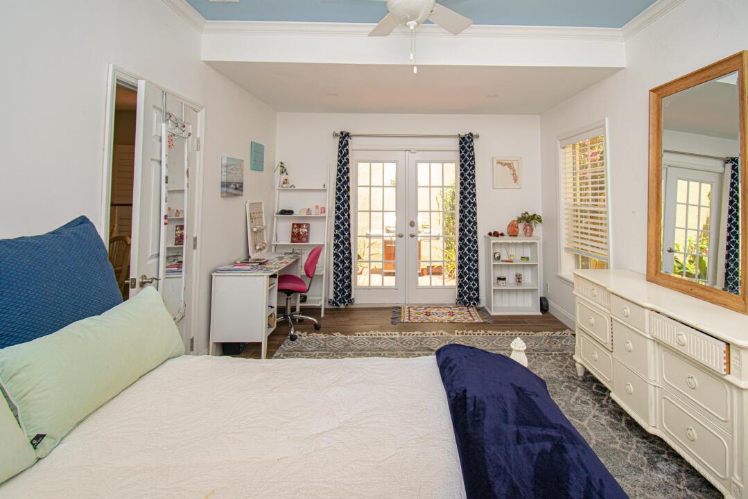 CHARLESTON PLACE - Residential