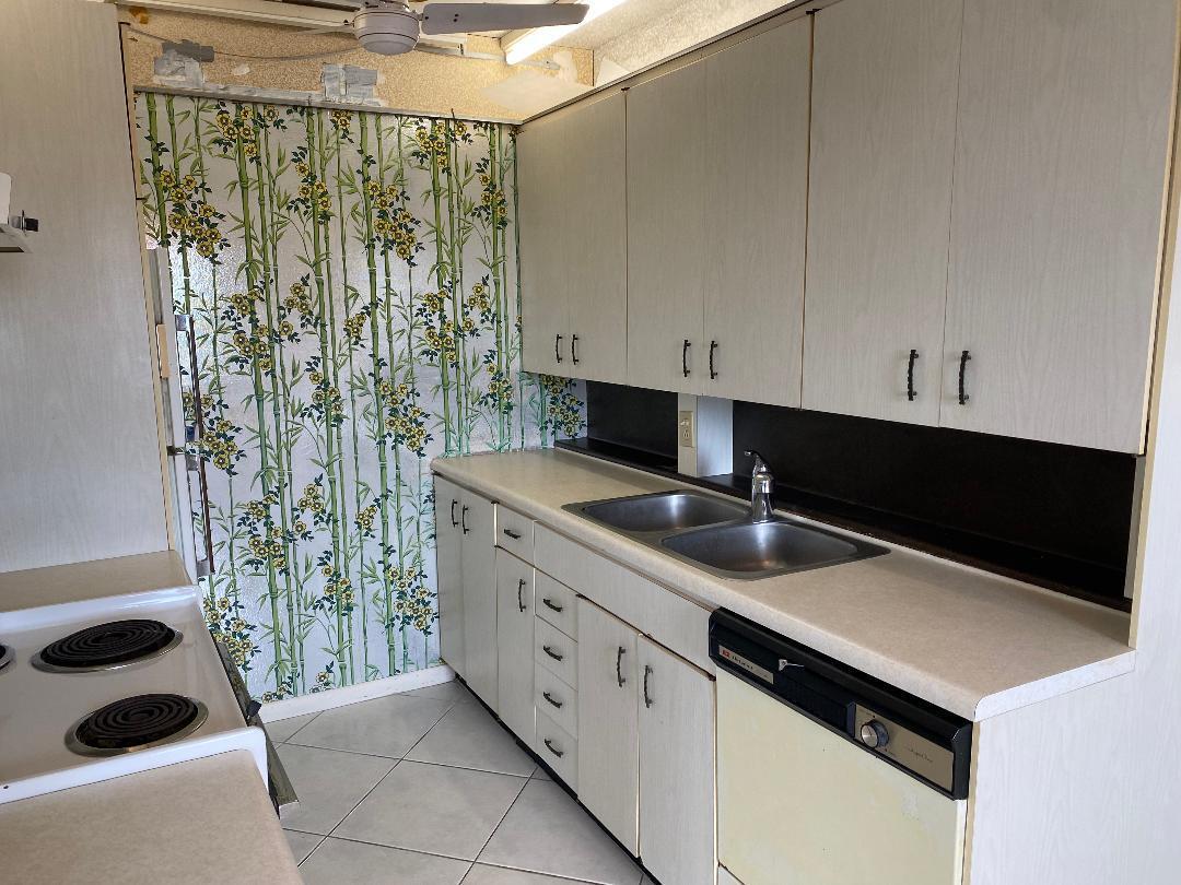 WESTBURY H CONDO - Residential