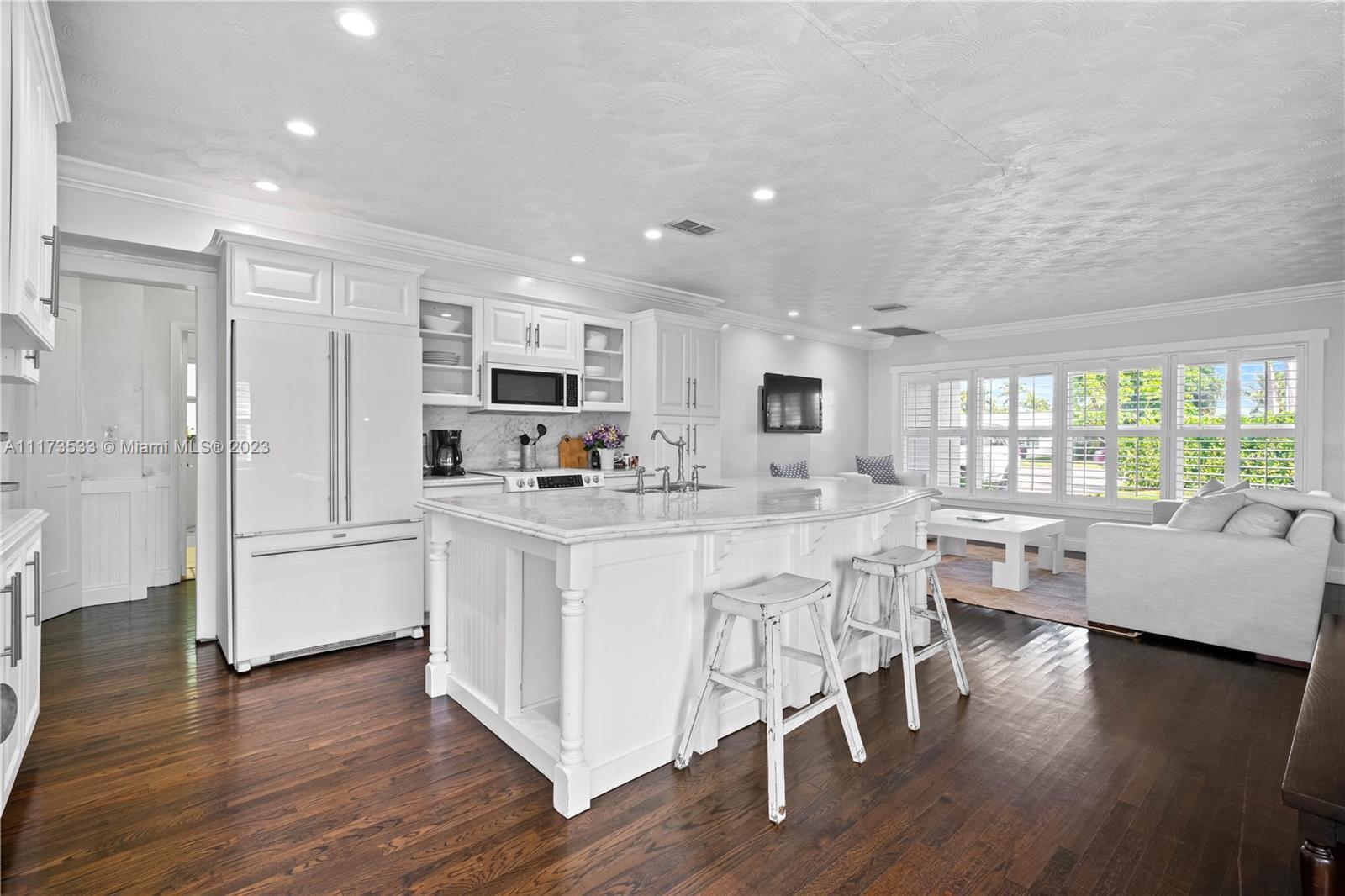 PINE GARDENS - Residential Lease