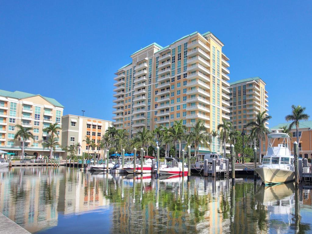 Enjoy living the Resort lifestyle in vibrant Marina Village! Adorable one bedroom , one bath condo with balcony. Incredible location with secured Garage Parking, Gym, Sauna, Pool Room, Theater, Outdoor Jacuzzi, Party Room, Resort style pool area . So many activities Visit the newly opened Marina Cafe, Banana Boat or Two Georges for a glass of wine or casual dining. Diving adventures, fishing or enjoy the beautiful beaches just over the Intracoastal bridge. Plus easy access to I-95. Located between Palm Beach International Airport and Ft. Lauderdale Airport. Available short term for 6 months or less.