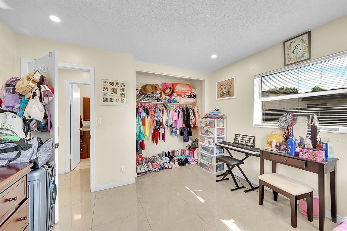 KIMBERLY FOREST - Residential