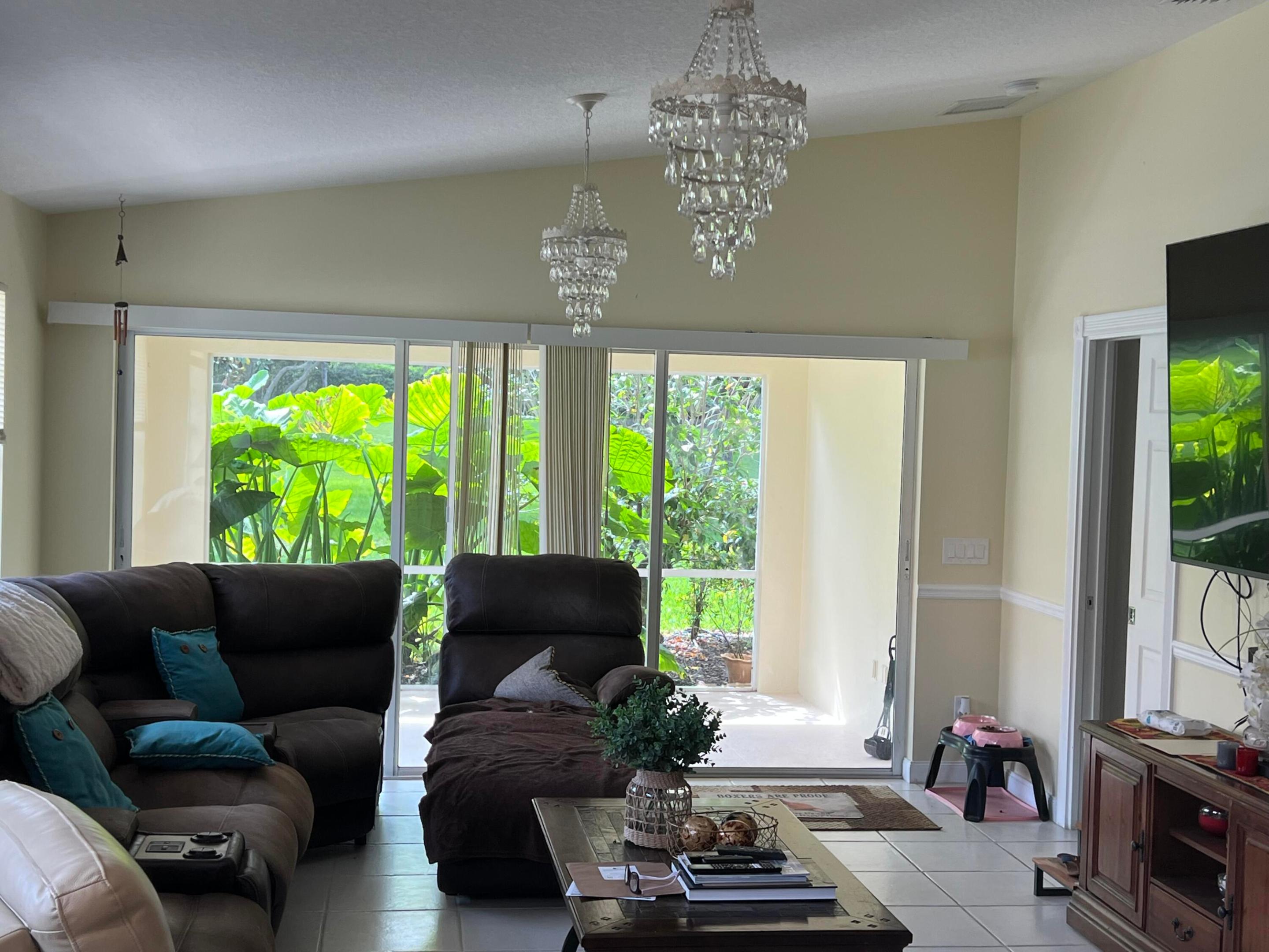 VILLAGEWALK OF WELLINGTON 4 - Residential Lease