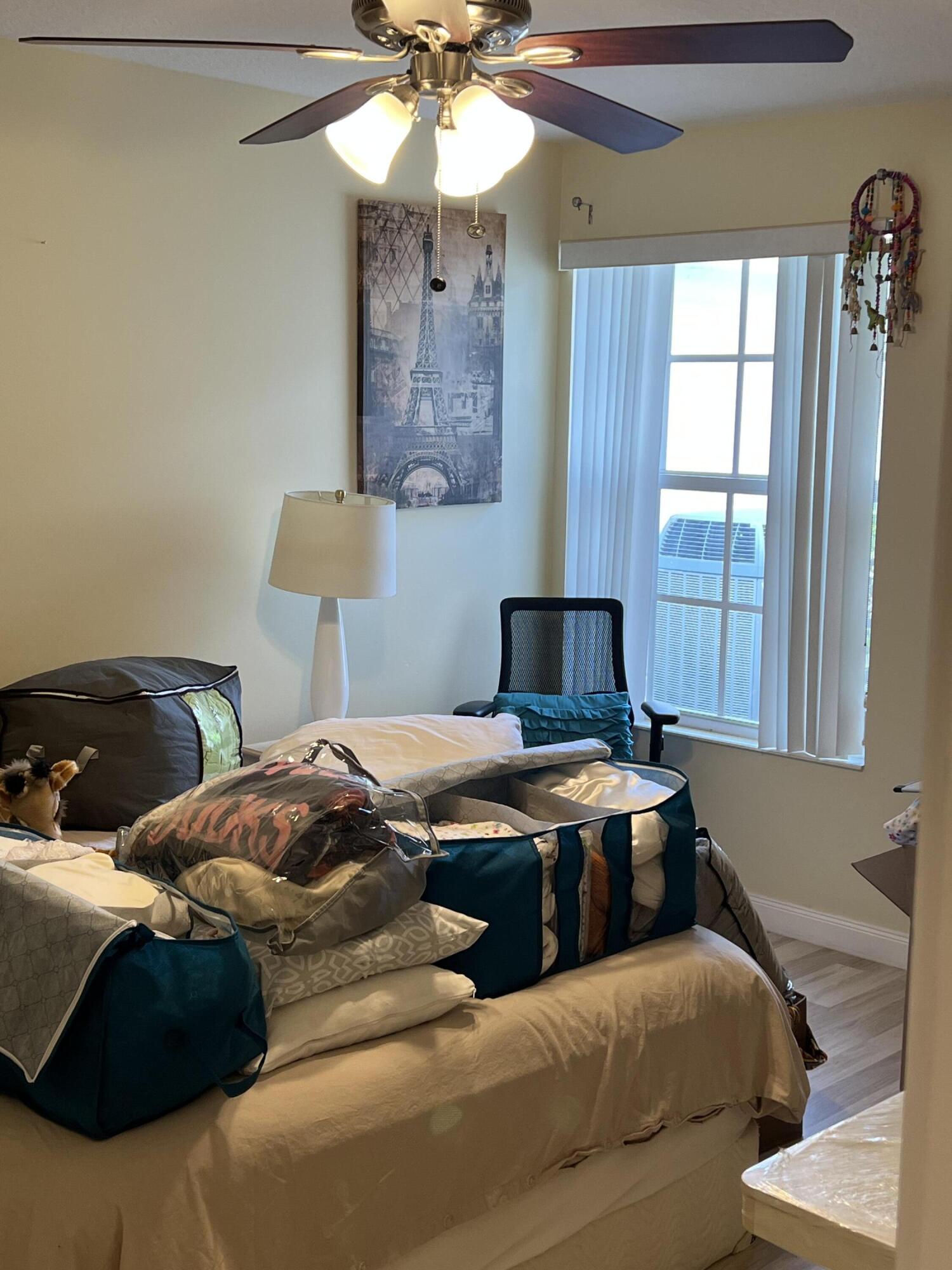 VILLAGEWALK OF WELLINGTON 4 - Residential Lease