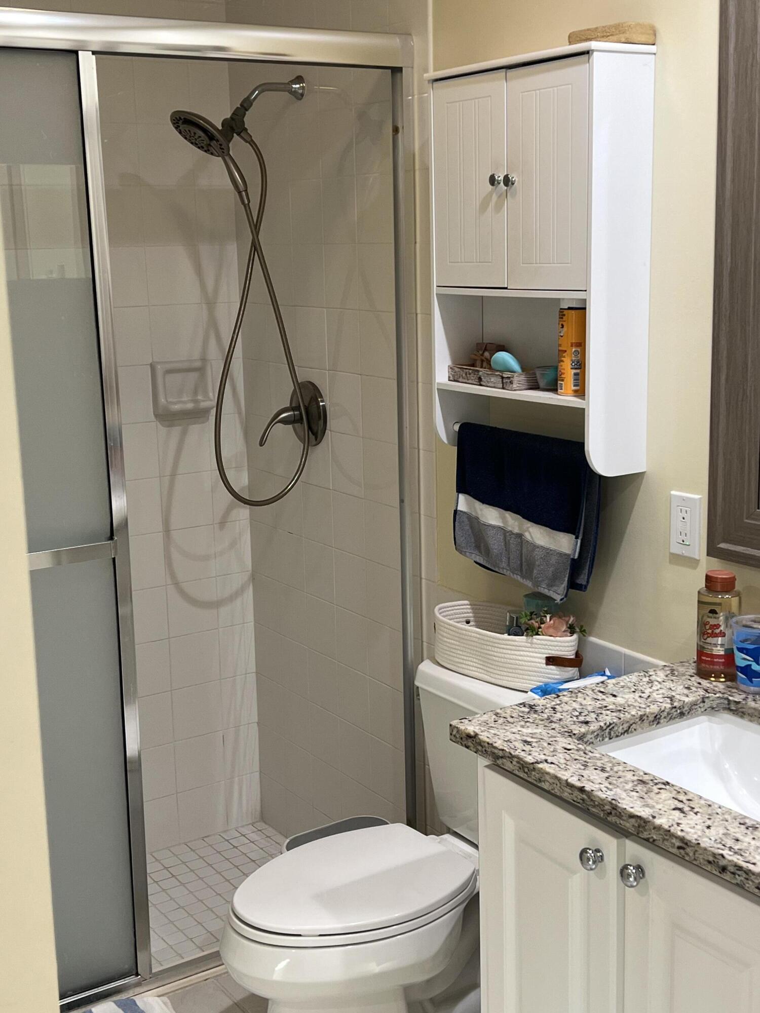 VILLAGEWALK OF WELLINGTON 4 - Residential Lease