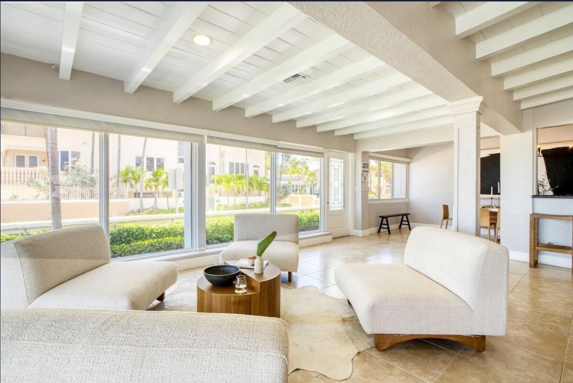 Las Olas By The Sea Ext 3 - Residential Lease