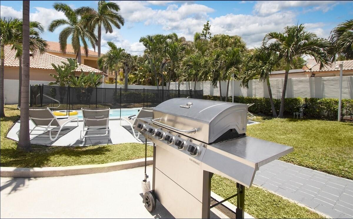 Las Olas By The Sea Ext 3 - Residential Lease