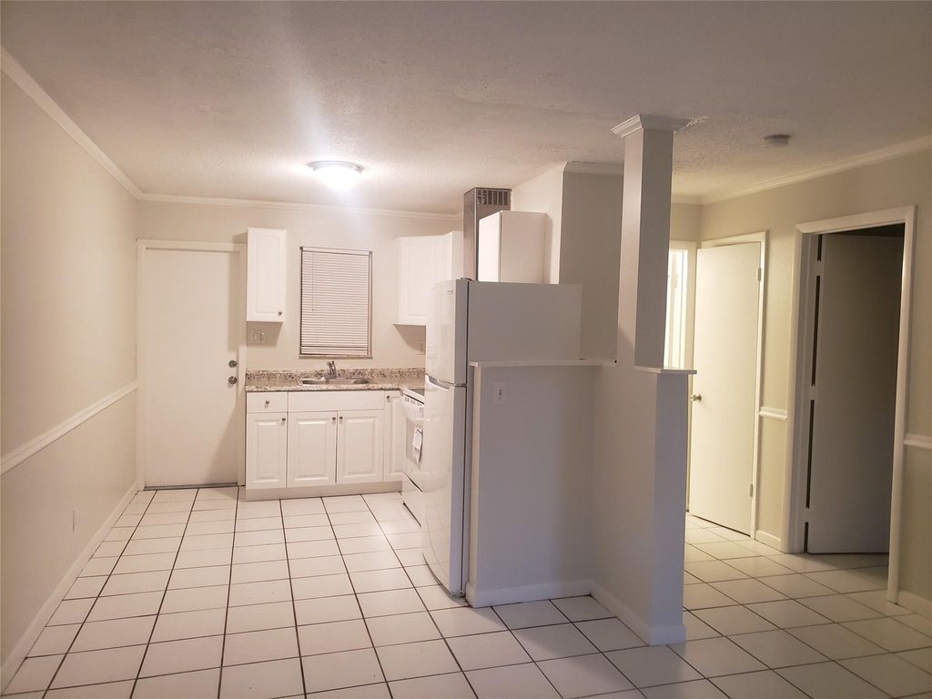 Photo of 731 NW 1st Ave #3, Fort Lauderdale, FL 33311 (MLS # F10507788)