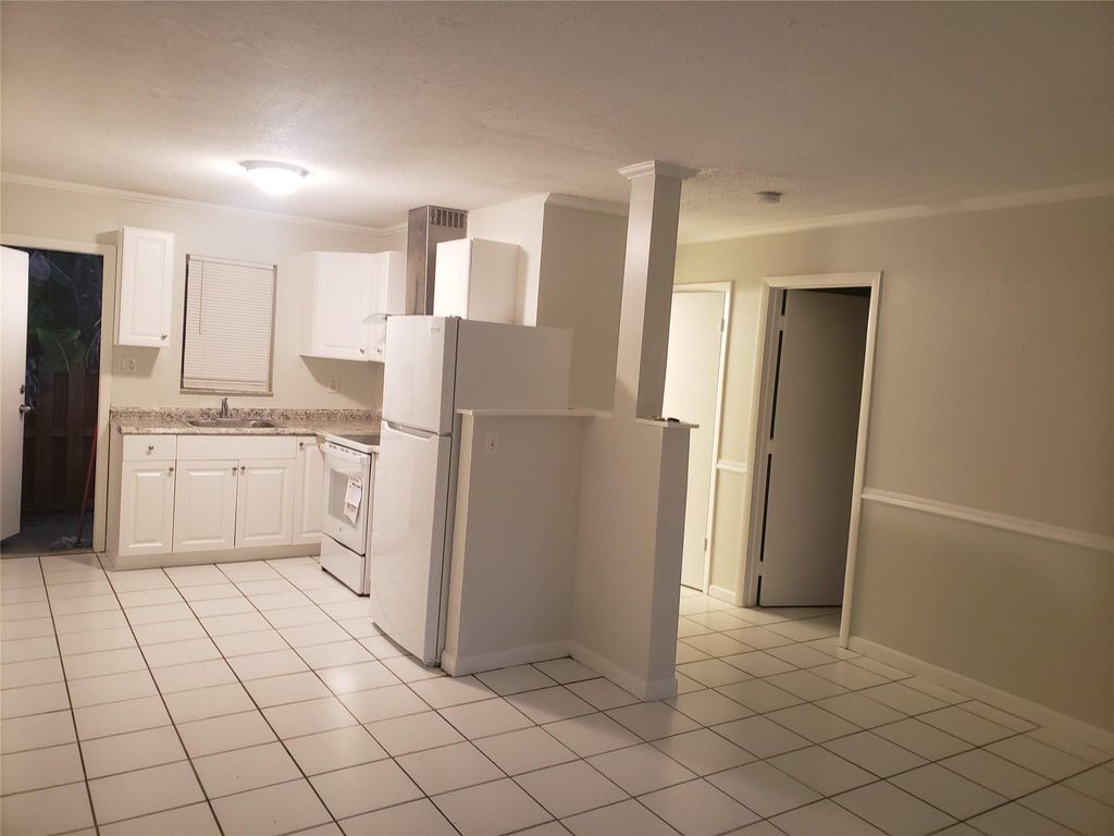Photo of 731 NW 1st Ave #3, Fort Lauderdale, FL 33311 (MLS # F10507788)