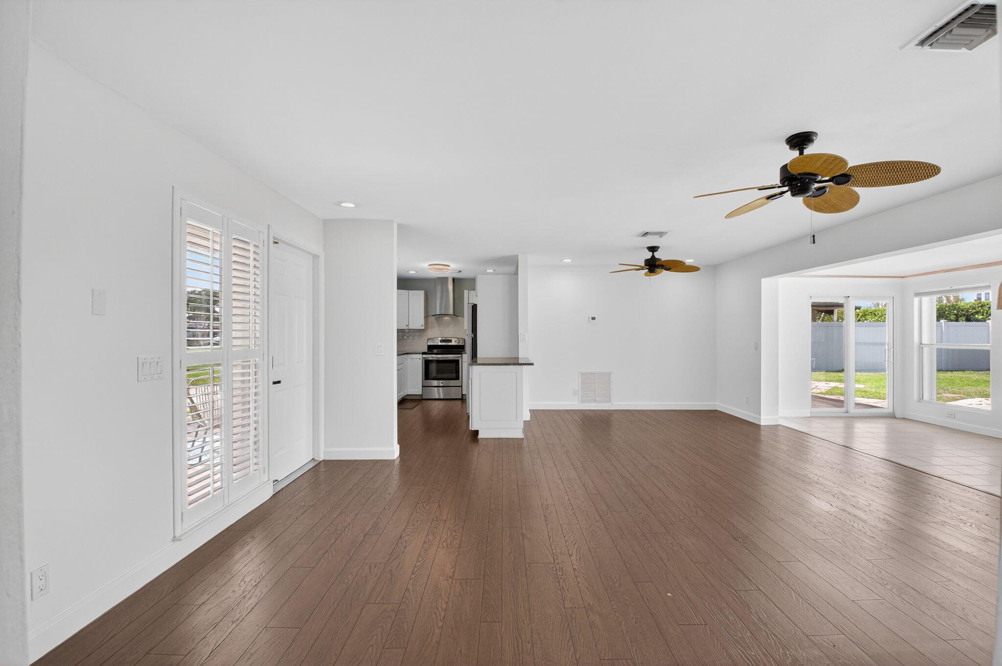 BOCA RATON SQUARE UNIT 4 - Residential