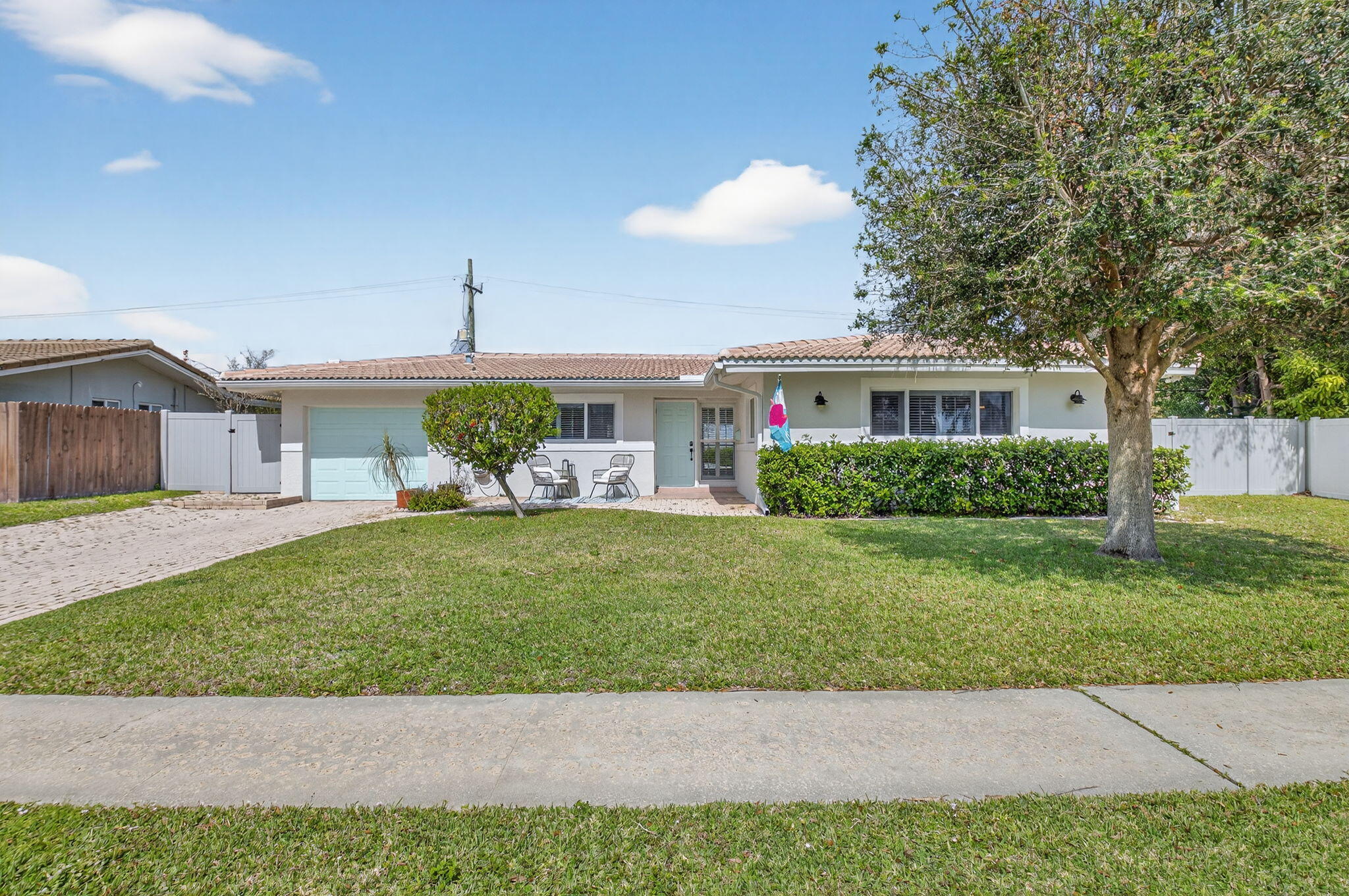 BOCA RATON SQUARE UNIT 4 - Residential