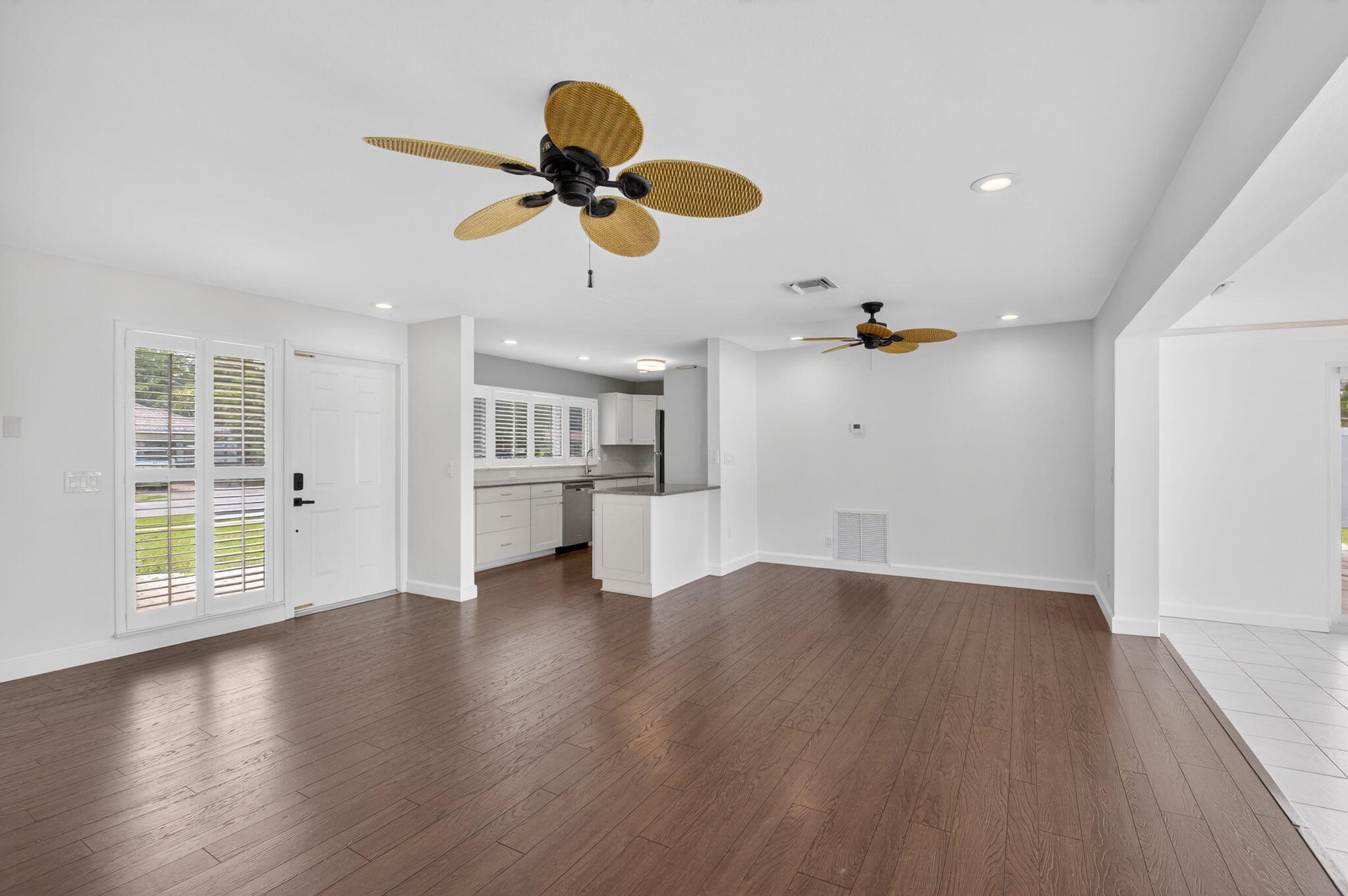 BOCA RATON SQUARE UNIT 4 - Residential