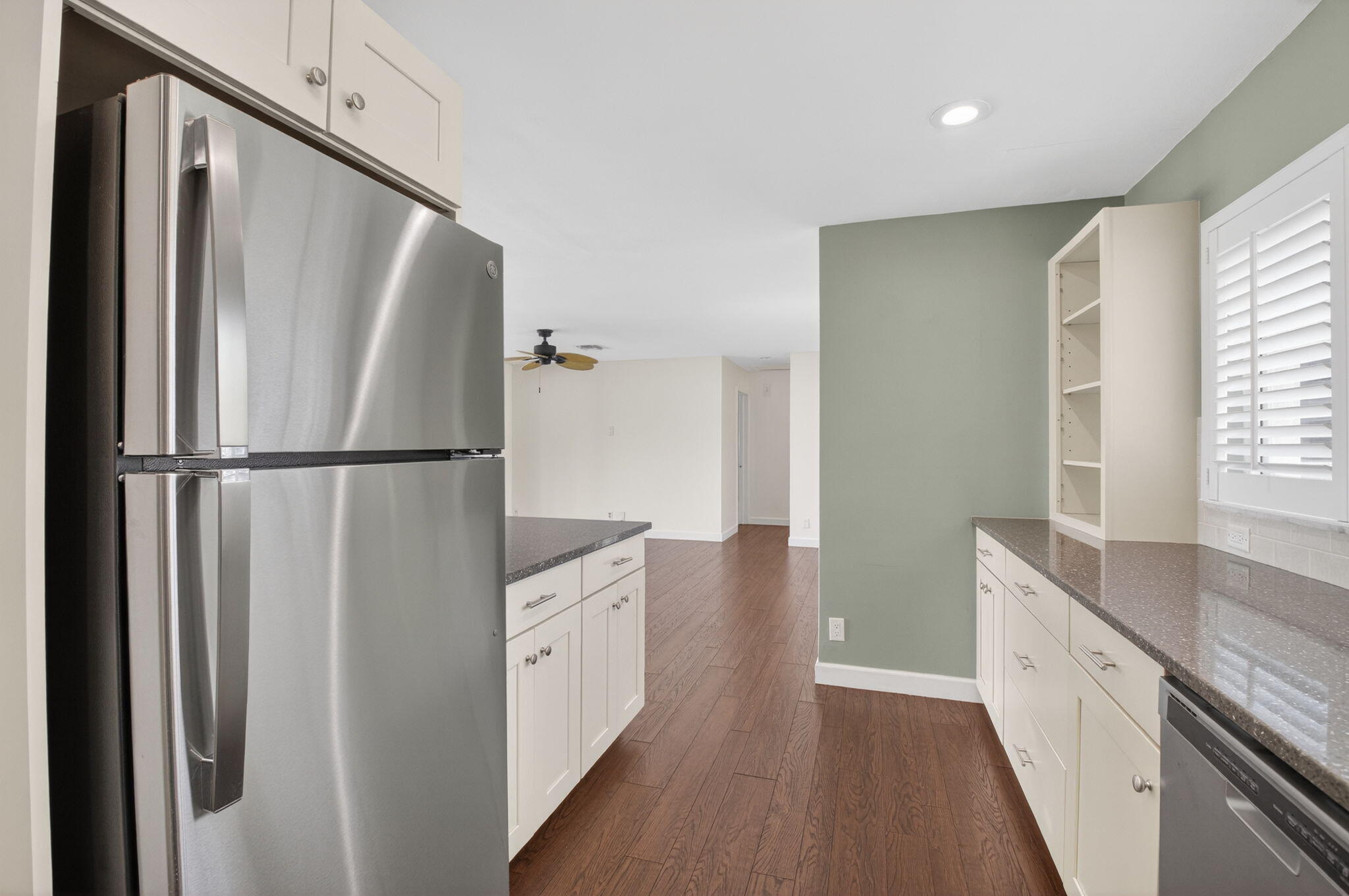 BOCA RATON SQUARE UNIT 4 - Residential