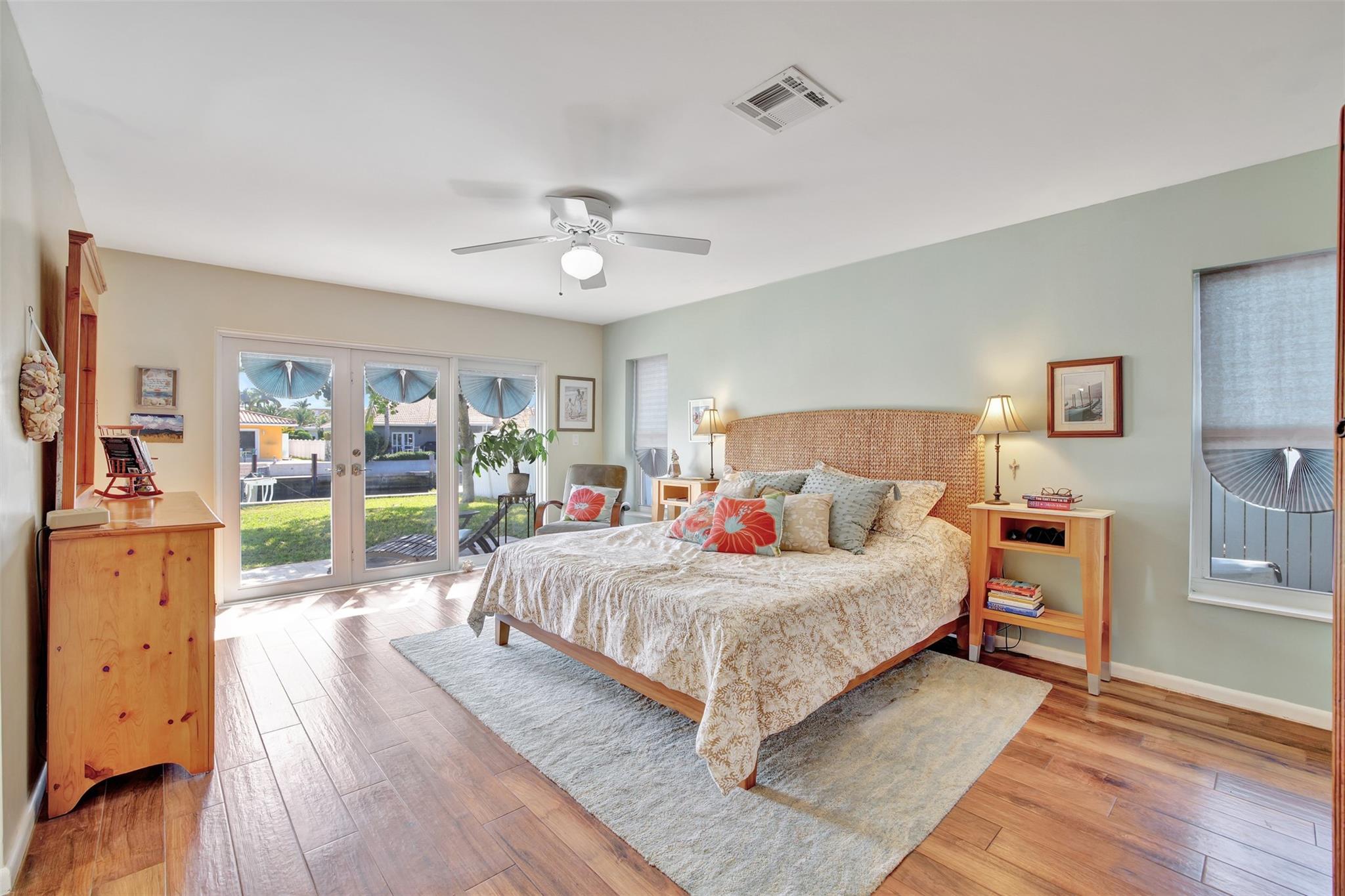 Bel-Air 32-10 B - Residential