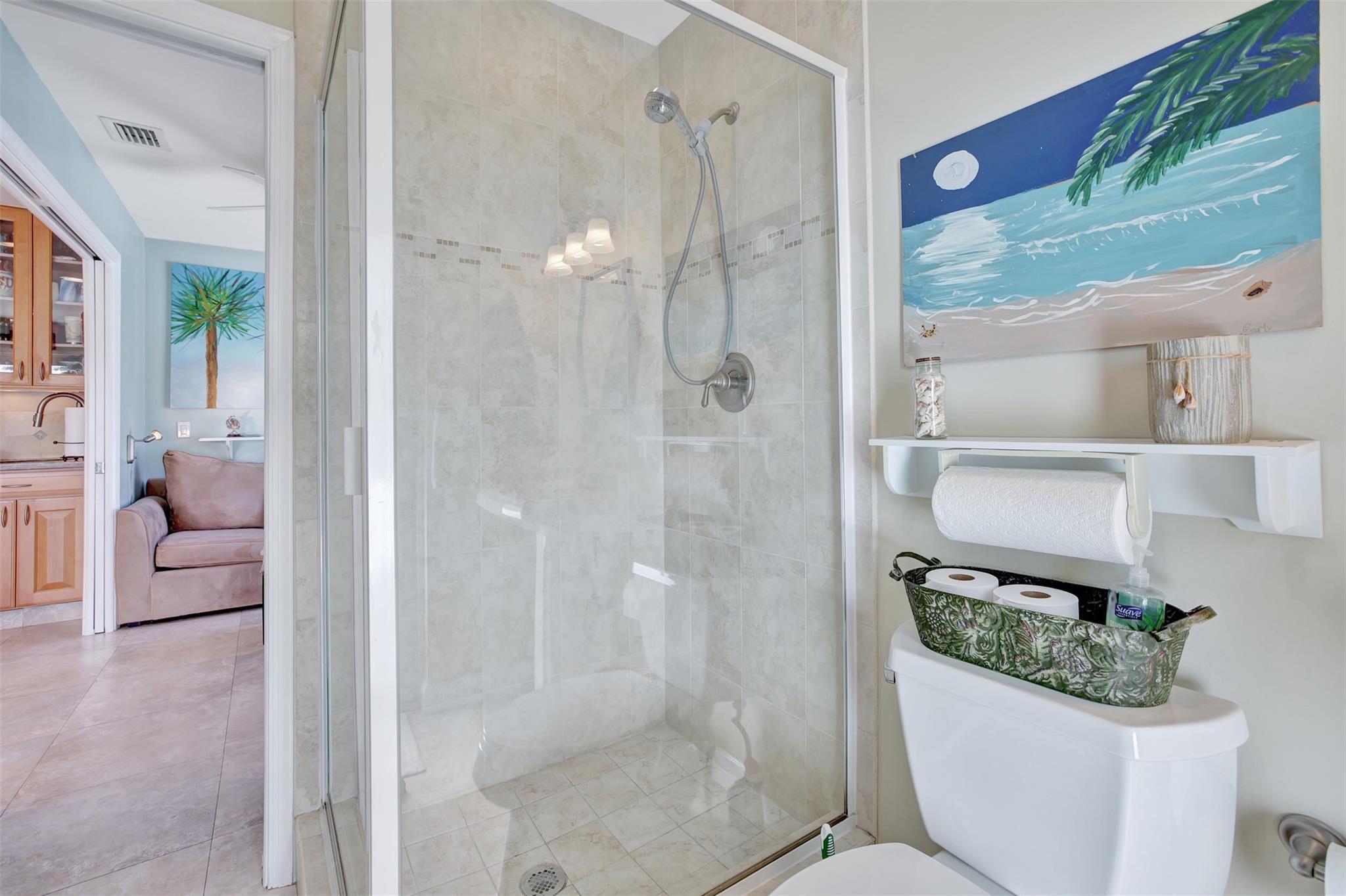 Bel-Air 32-10 B - Residential