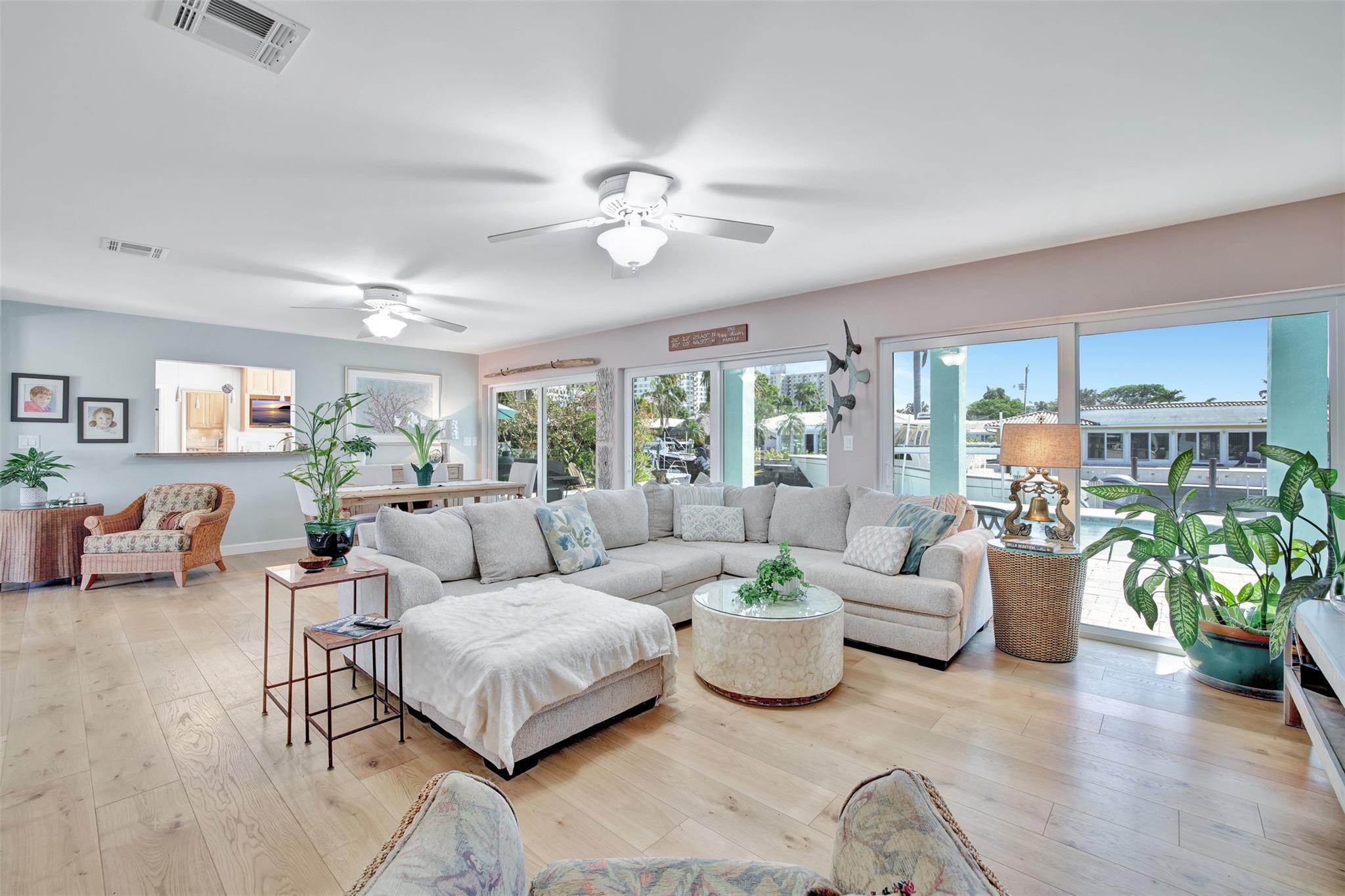 Bel-Air 32-10 B - Residential