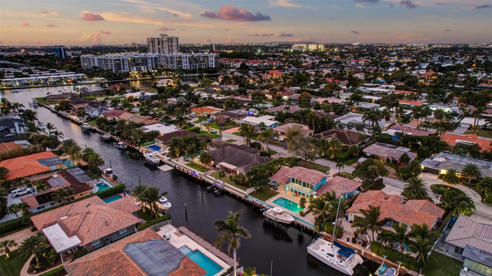 Bel-Air 32-10 B - Residential