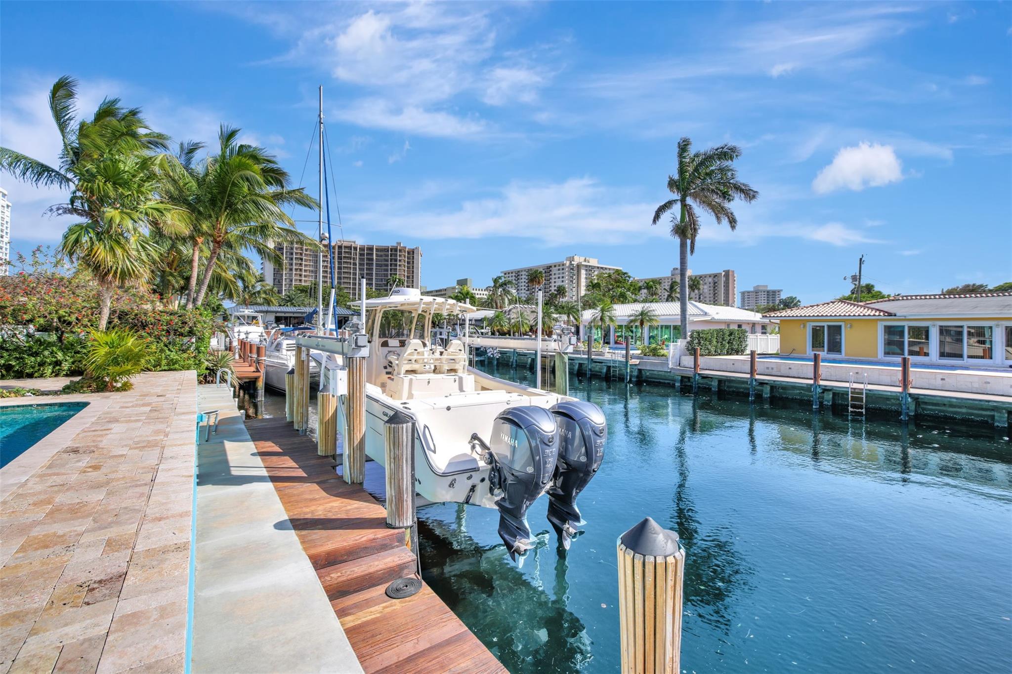 Bel-Air 32-10 B - Residential