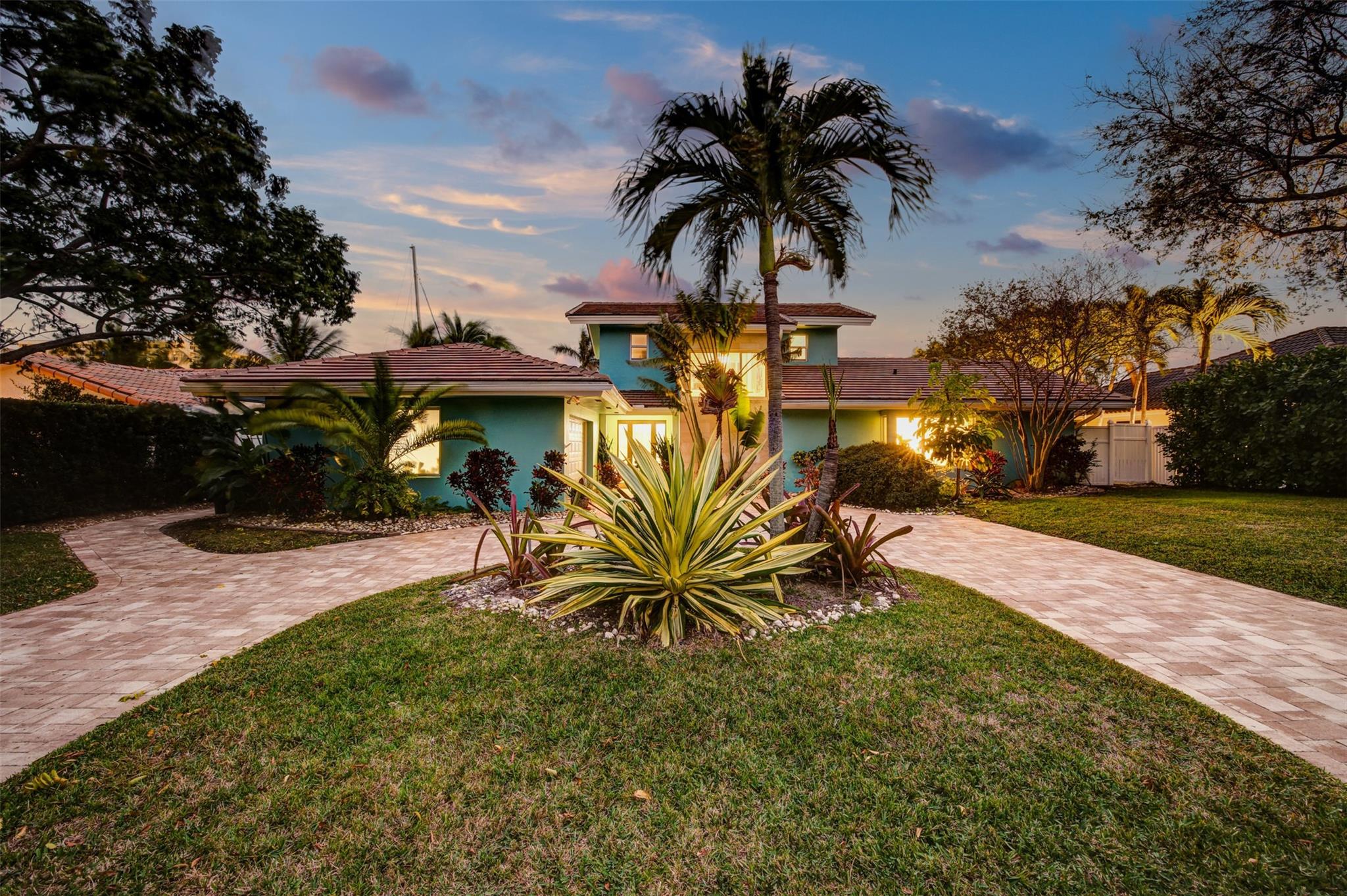 Bel-Air 32-10 B - Residential