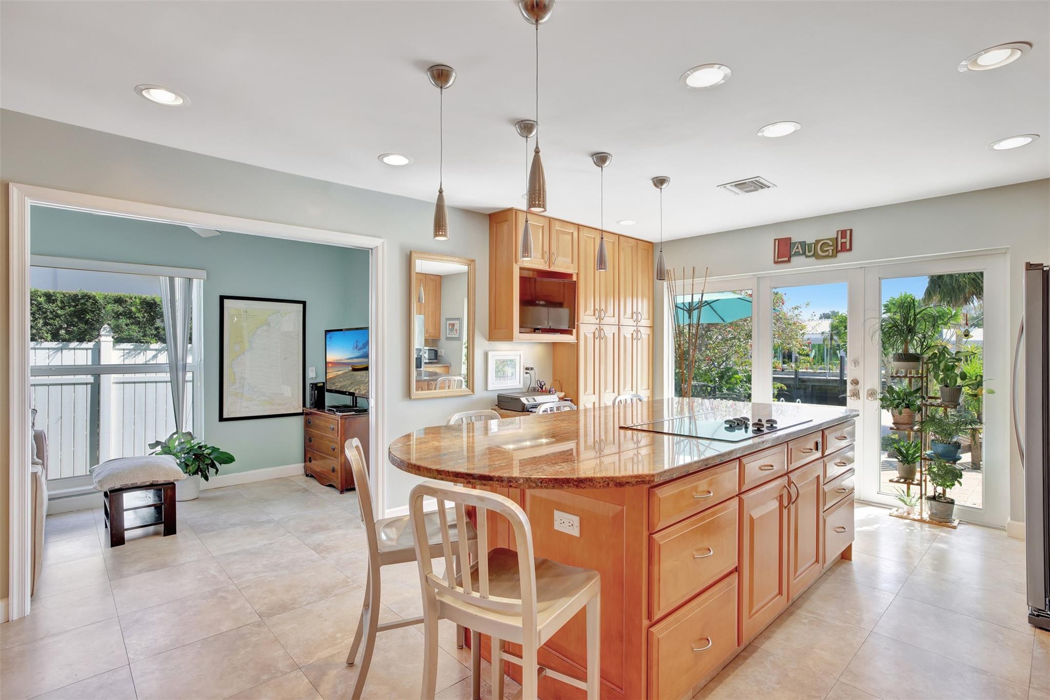 Bel-Air 32-10 B - Residential