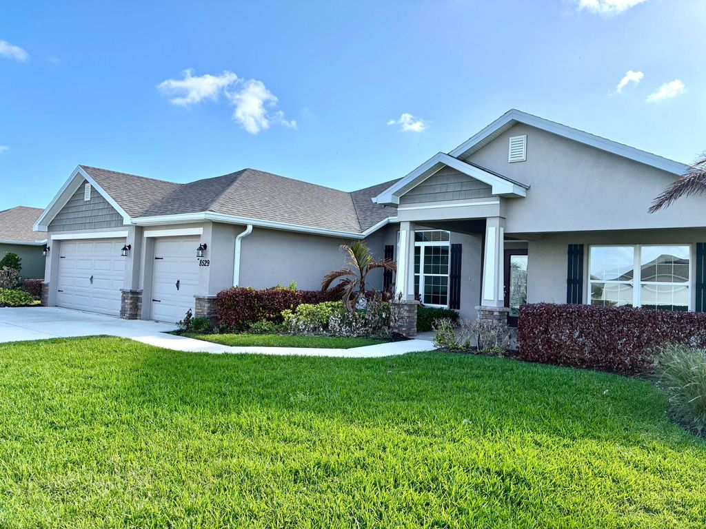 Photo of 8529 Waterstone Boulevard, Fort Pierce, FL 34951 (MLS # R11153737)