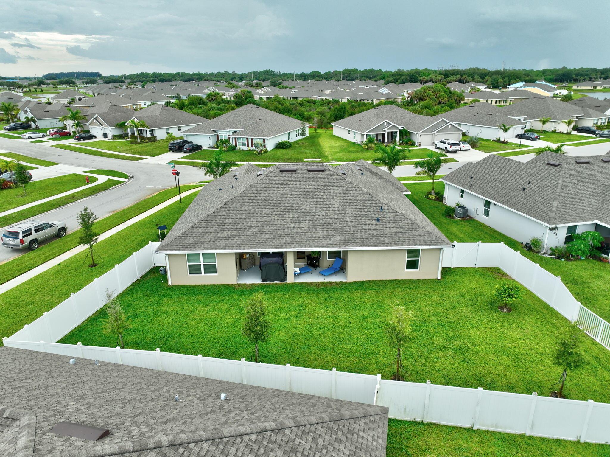 WATERSTONE PHASE THREE - Residential