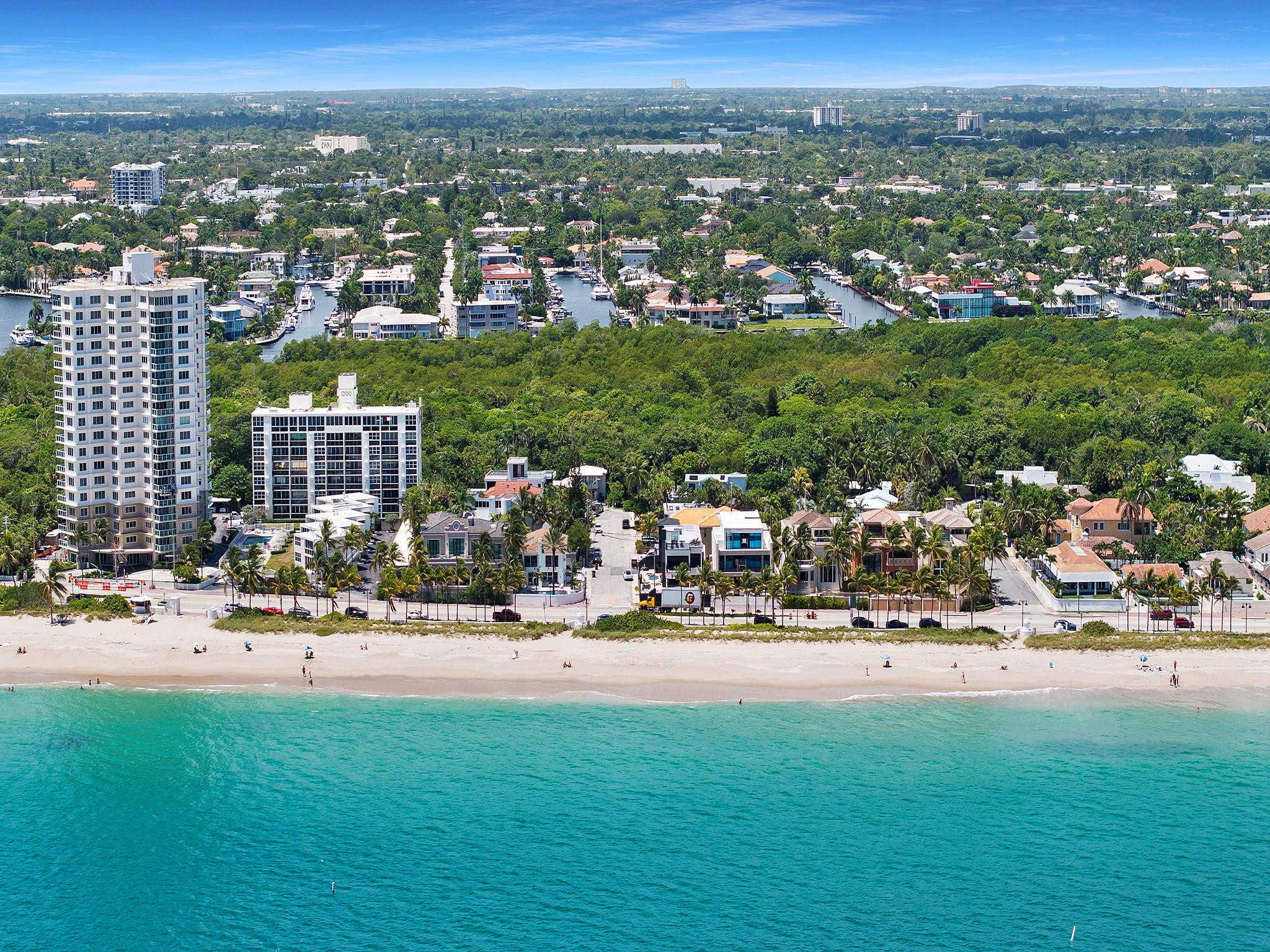 LAS OLAS BY THE SEA EXT - Land