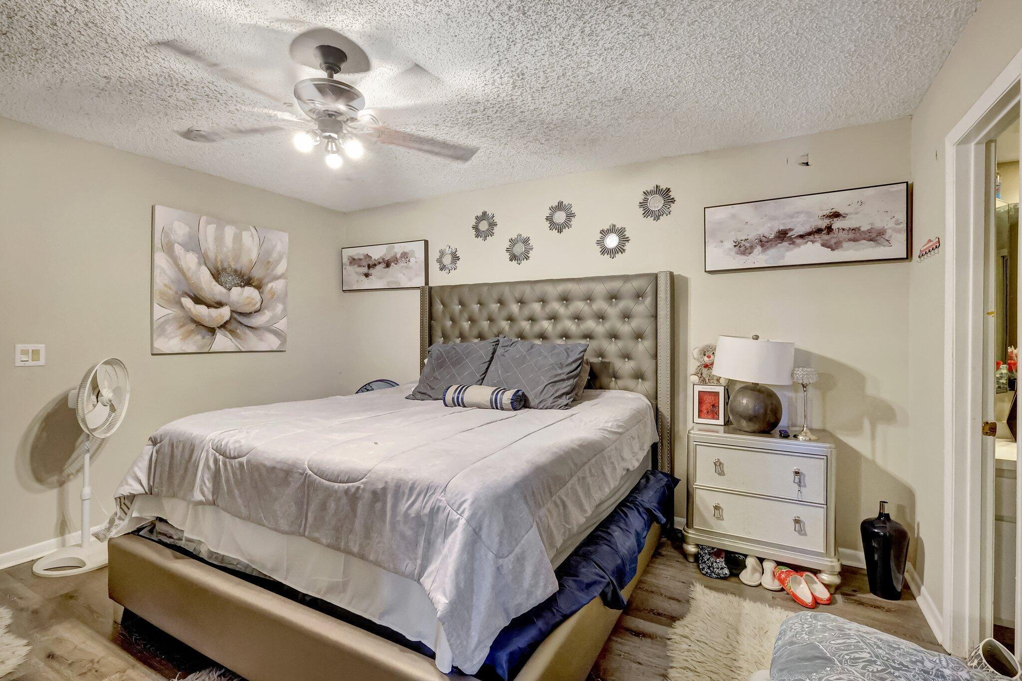 RIVER PINES - Residential