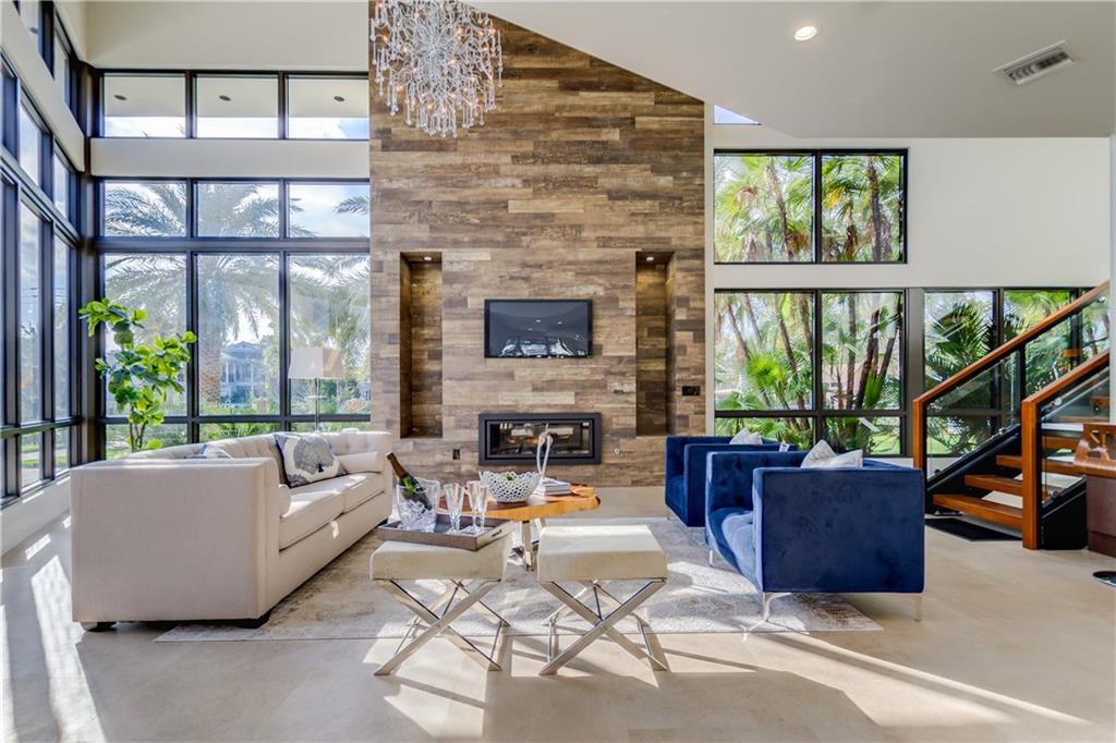 RIO VISTA ISLES - Residential