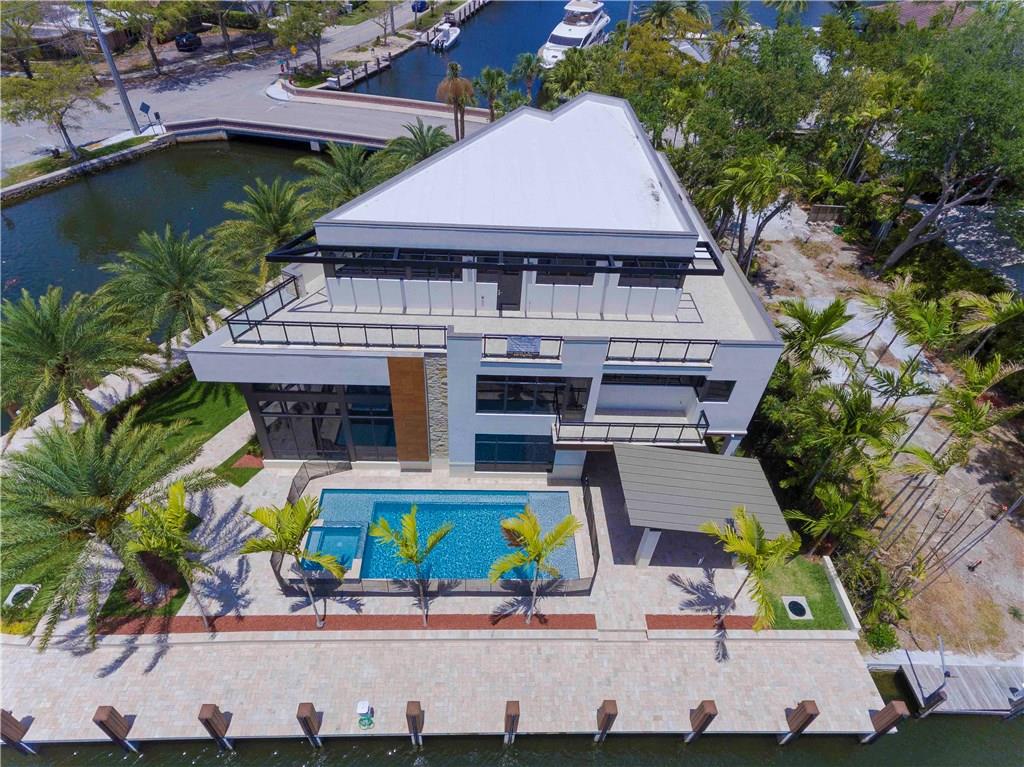 RIO VISTA ISLES - Residential