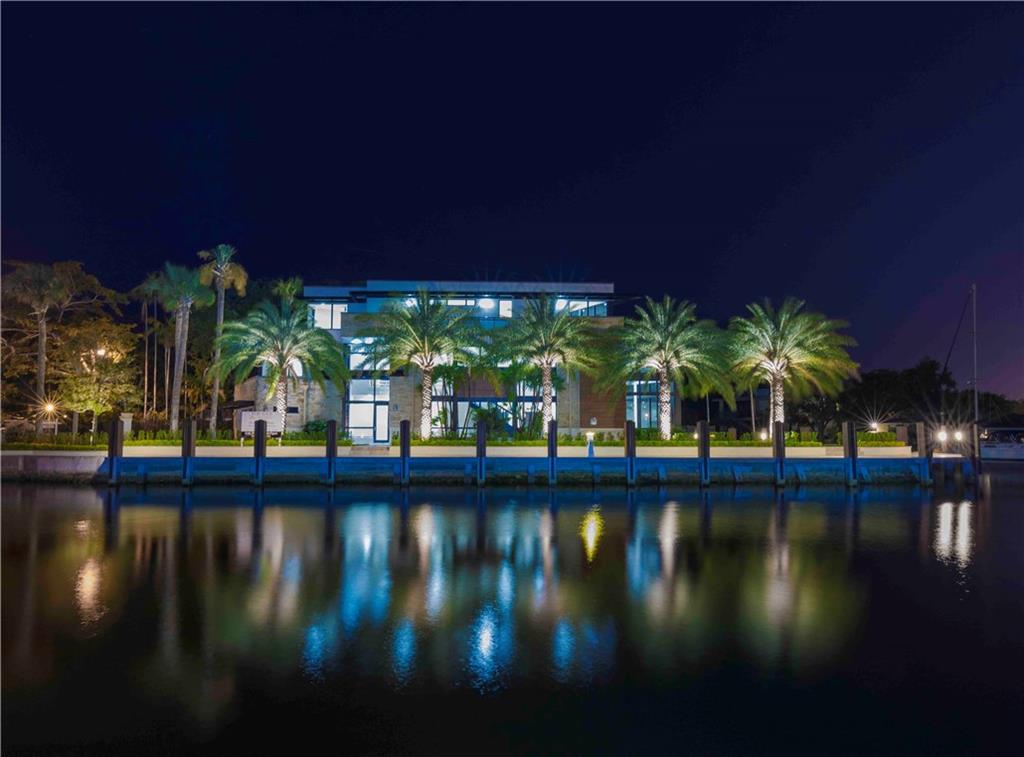 RIO VISTA ISLES - Residential