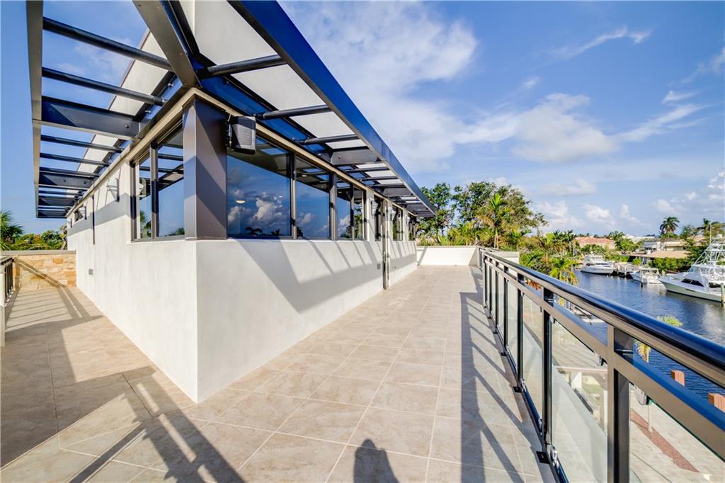 RIO VISTA ISLES - Residential