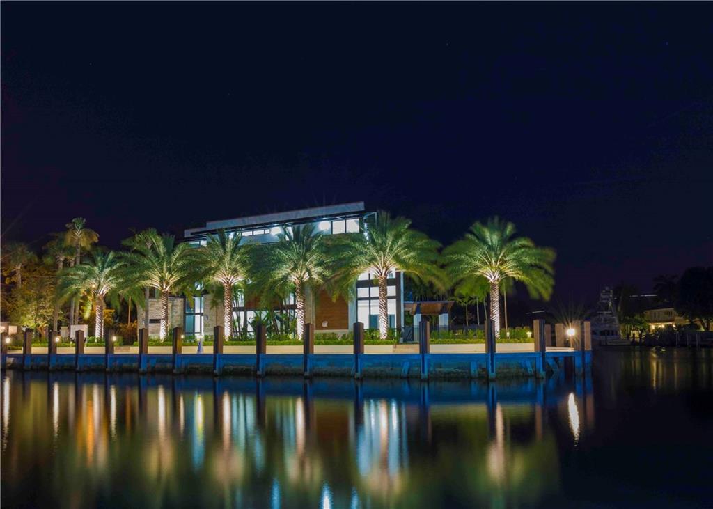 RIO VISTA ISLES - Residential