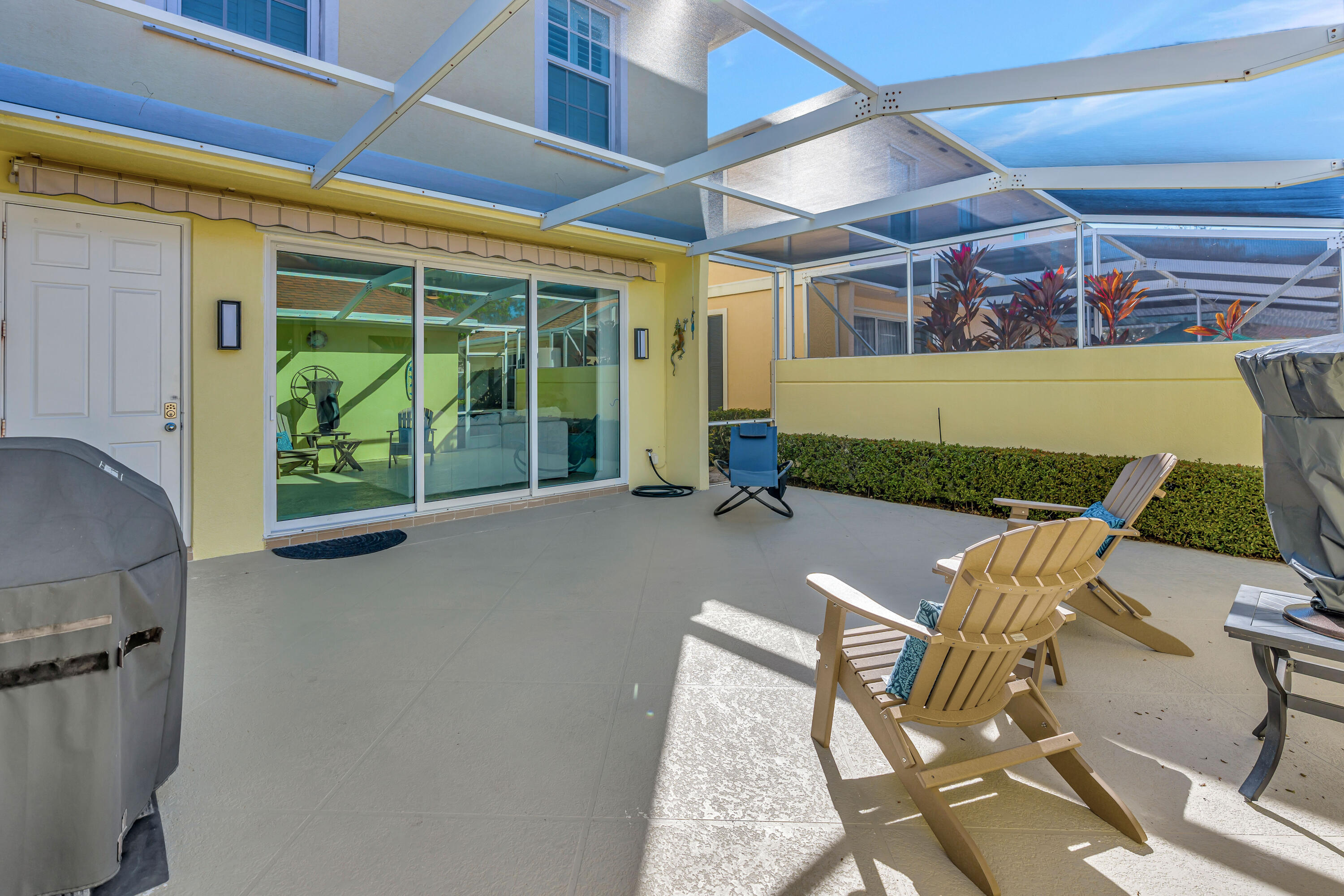 CAMBRIDGE AT ABACOA - Residential