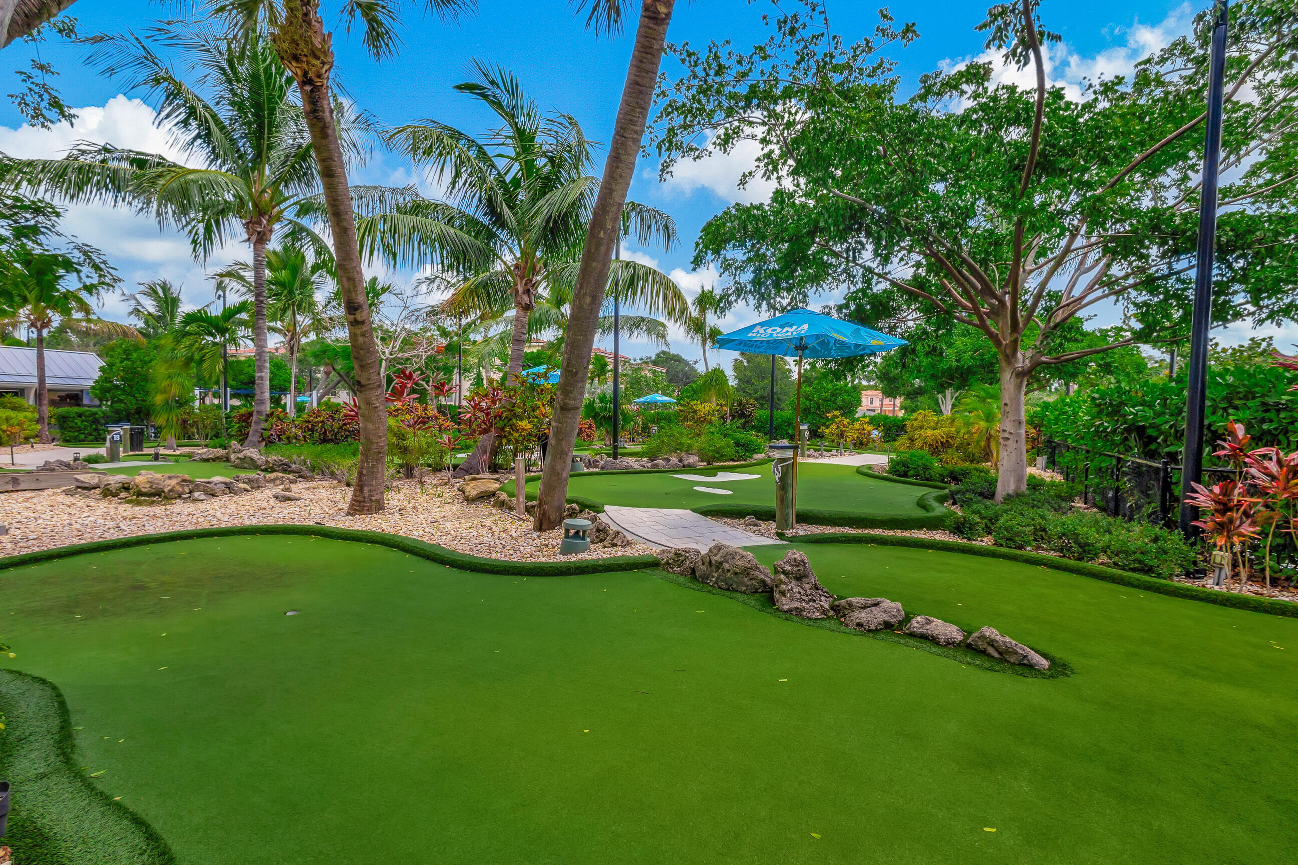 CAMBRIDGE AT ABACOA - Residential