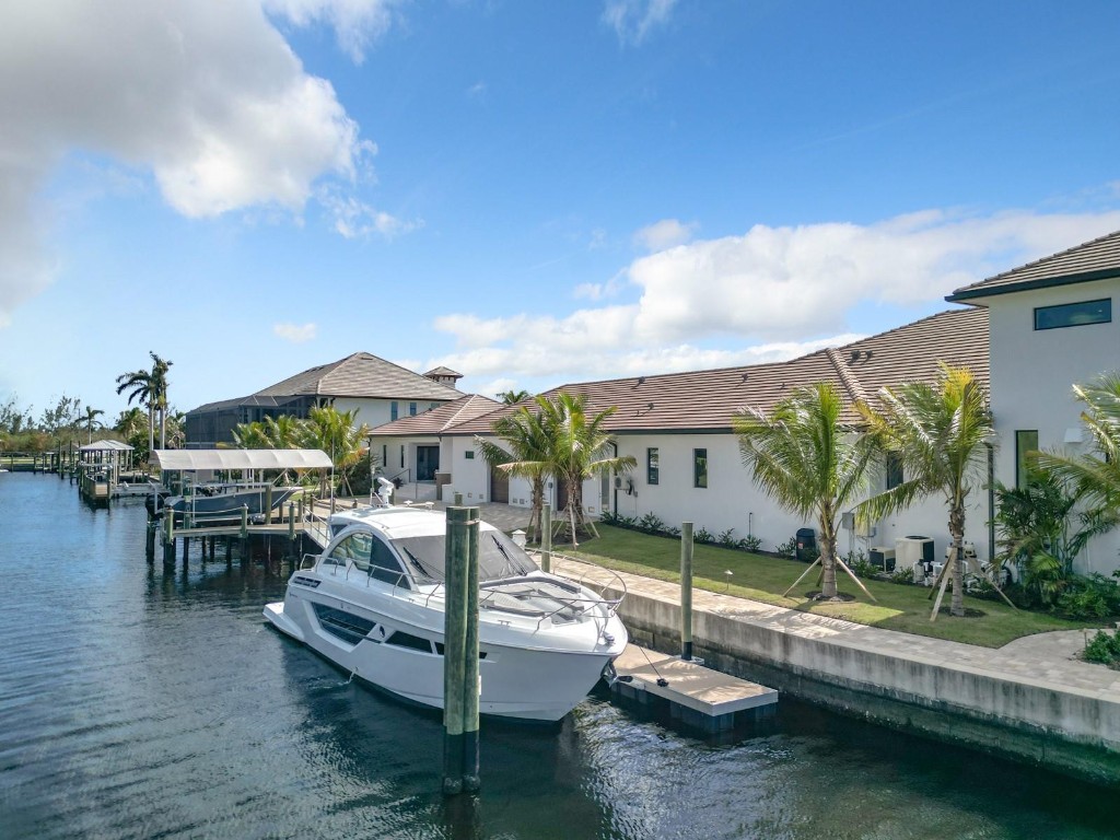 Bay Harbour Estates - Residential