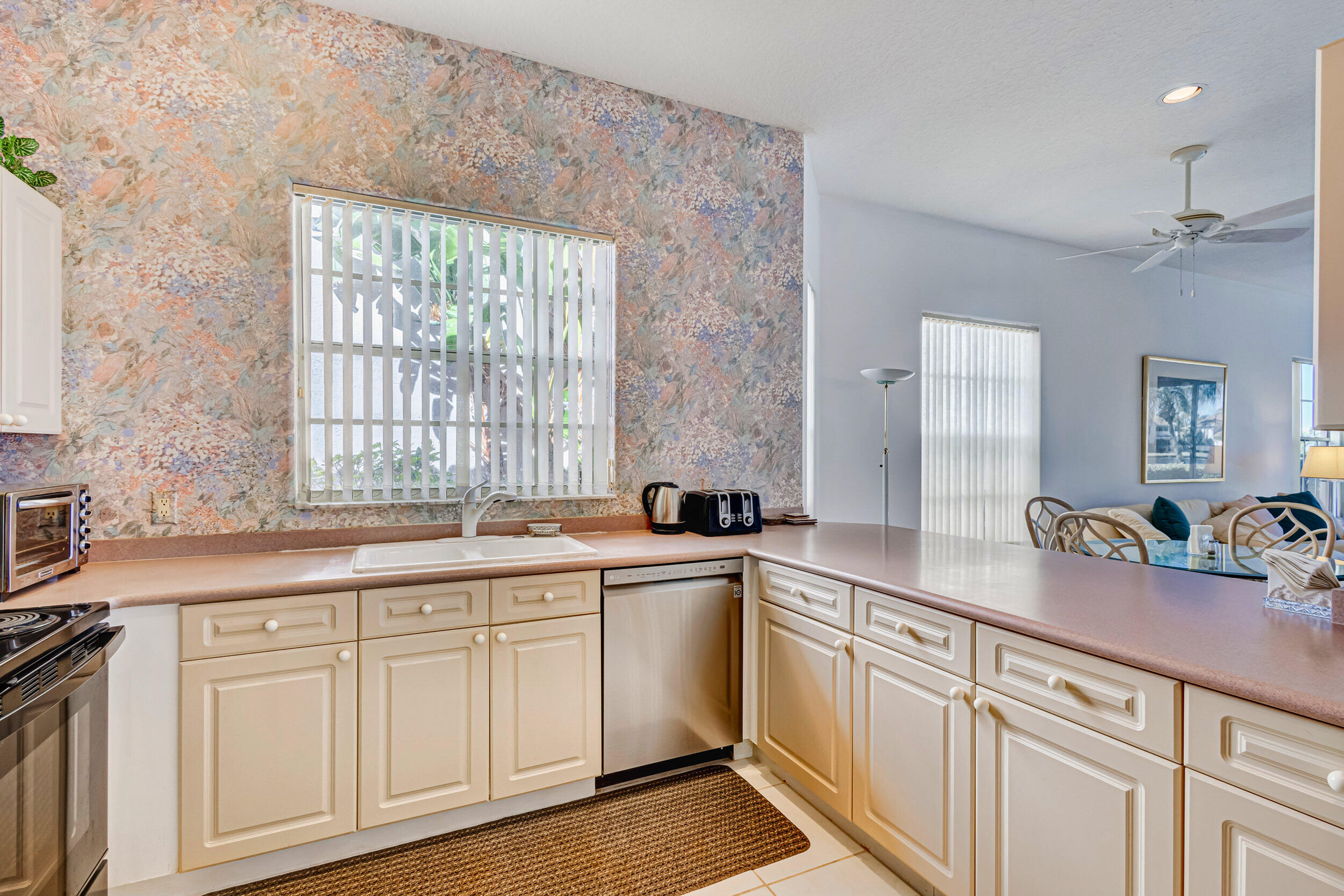 PGA RESORT COMMUNITY OF AUGUSTA AT EAGLETON - Residential Lease