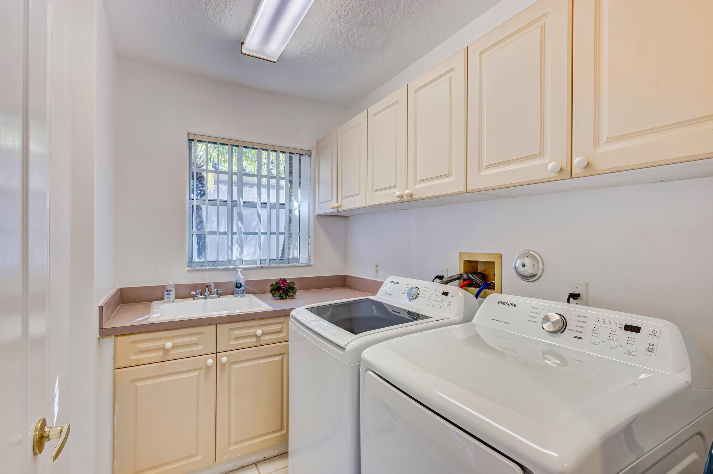 PGA RESORT COMMUNITY OF AUGUSTA AT EAGLETON - Residential Lease