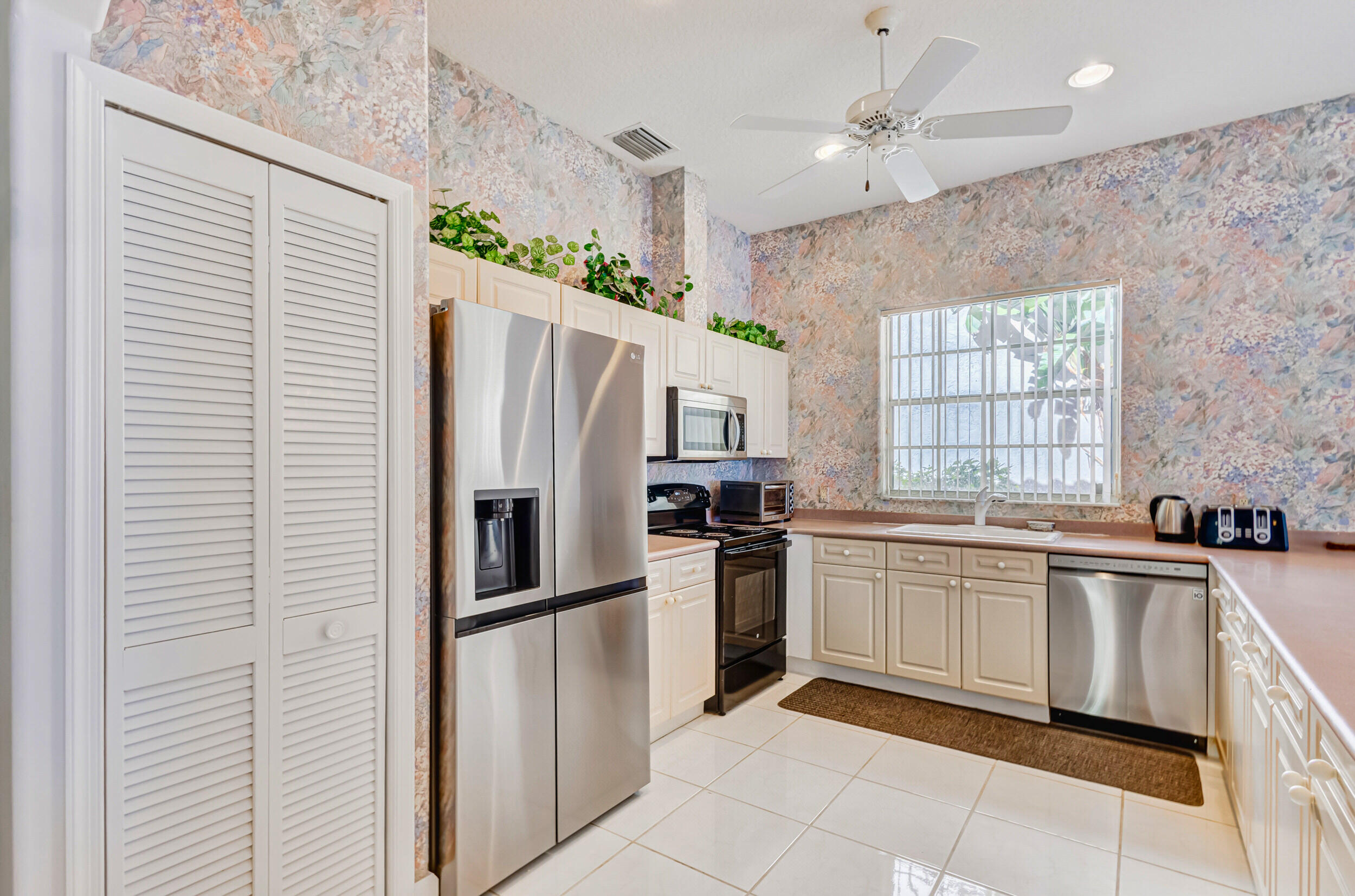 PGA RESORT COMMUNITY OF AUGUSTA AT EAGLETON - Residential Lease