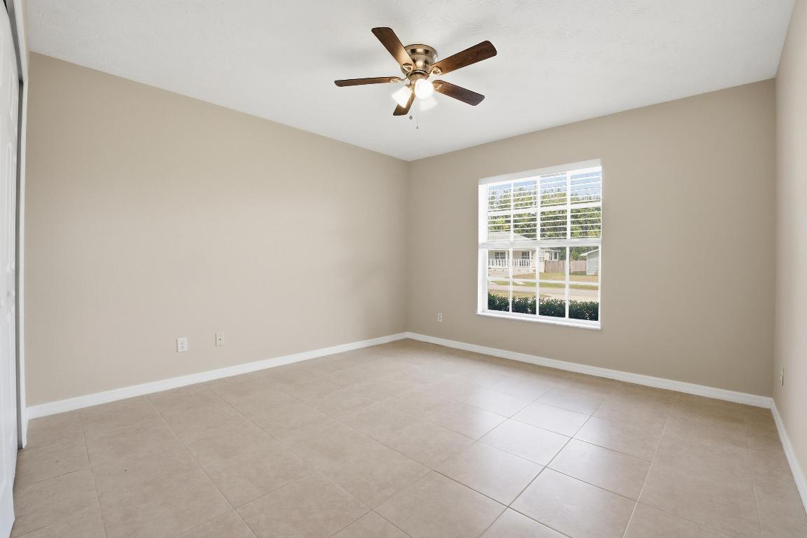 LAKEWOOD PARK UNIT 11 - Residential