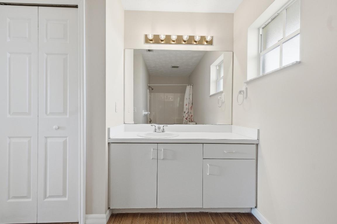 LAKEWOOD PARK UNIT 11 - Residential