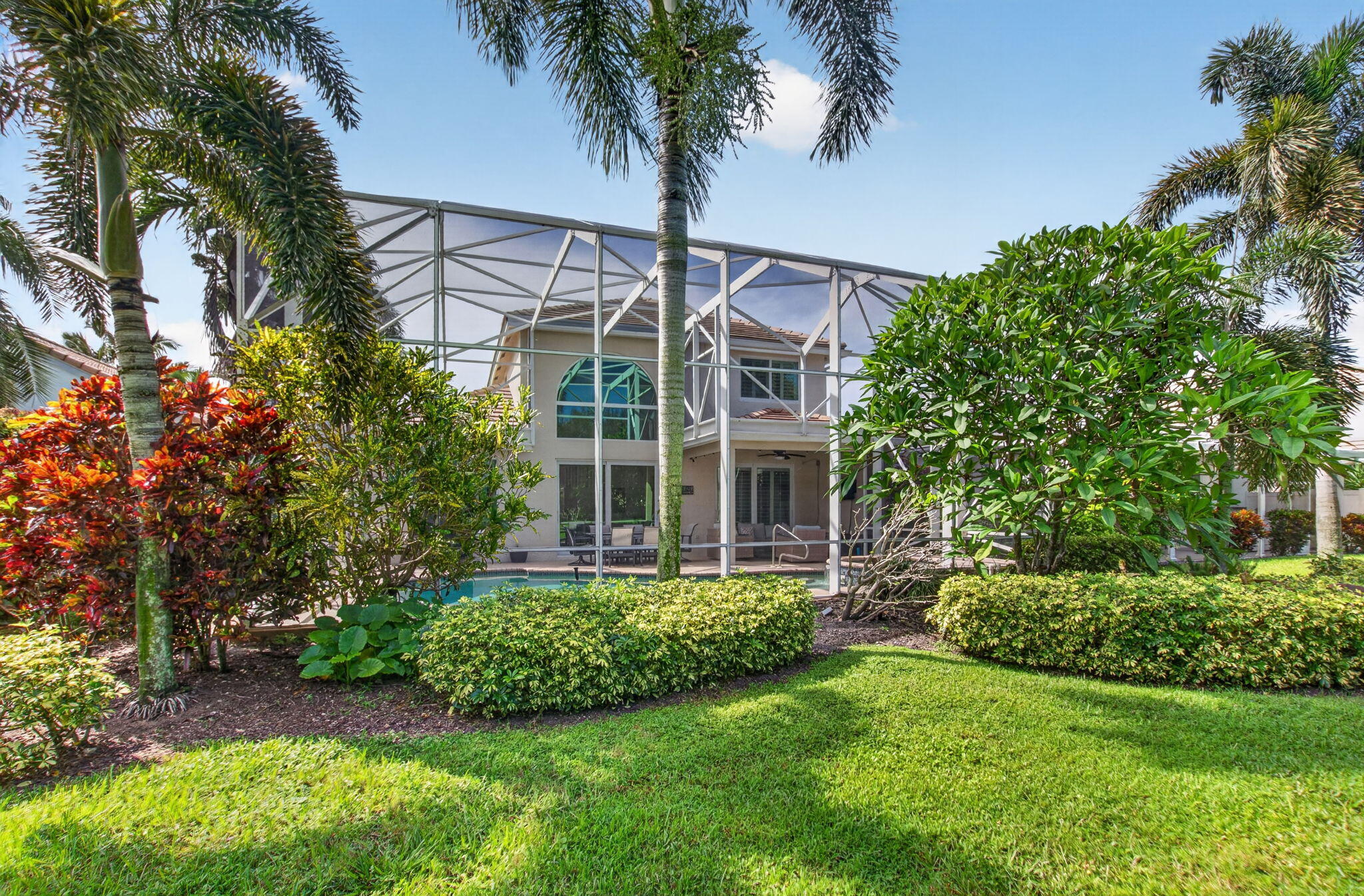 7581 DOUBLETON Drive